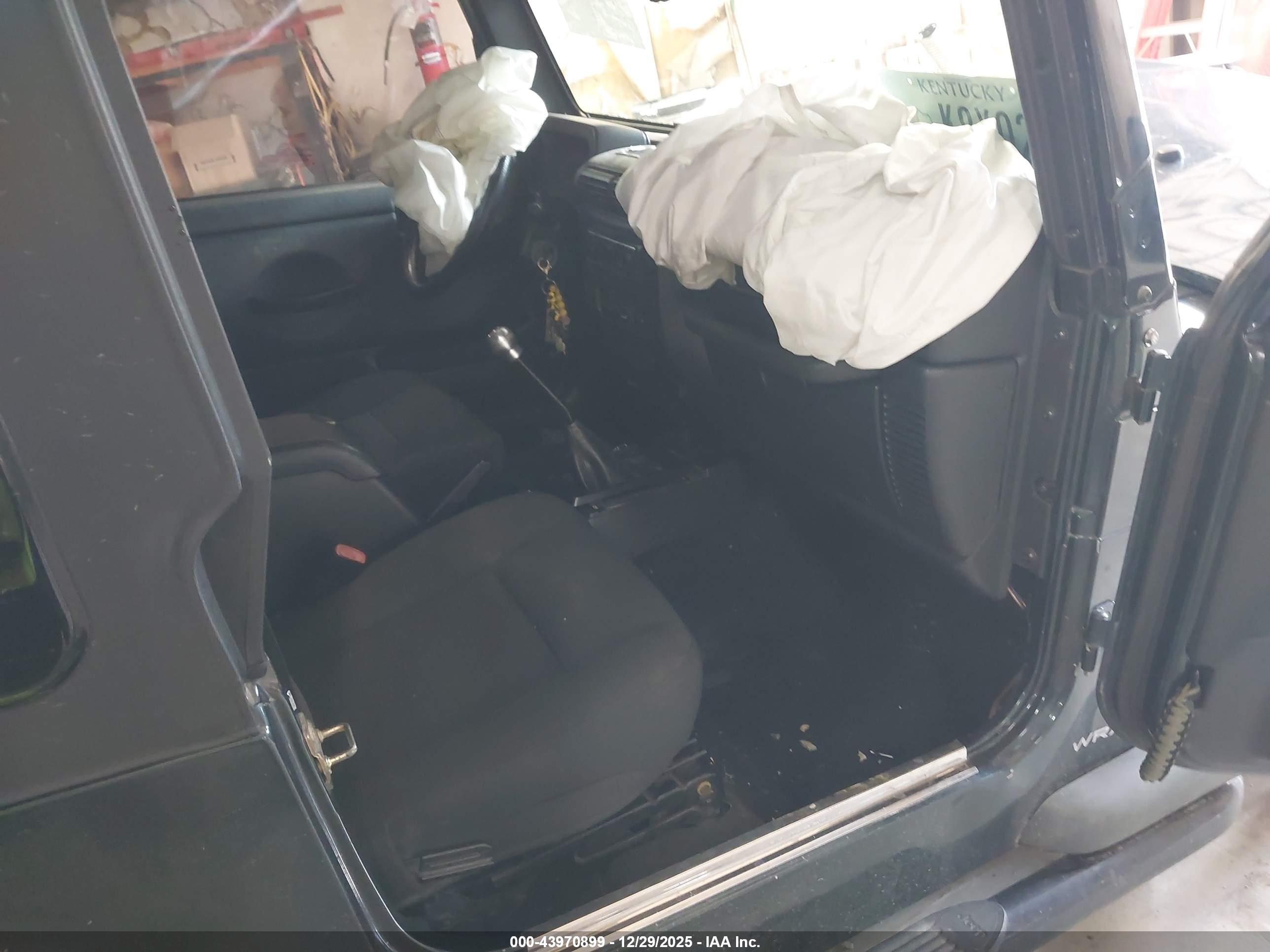 JEEP WRANGLER image 5