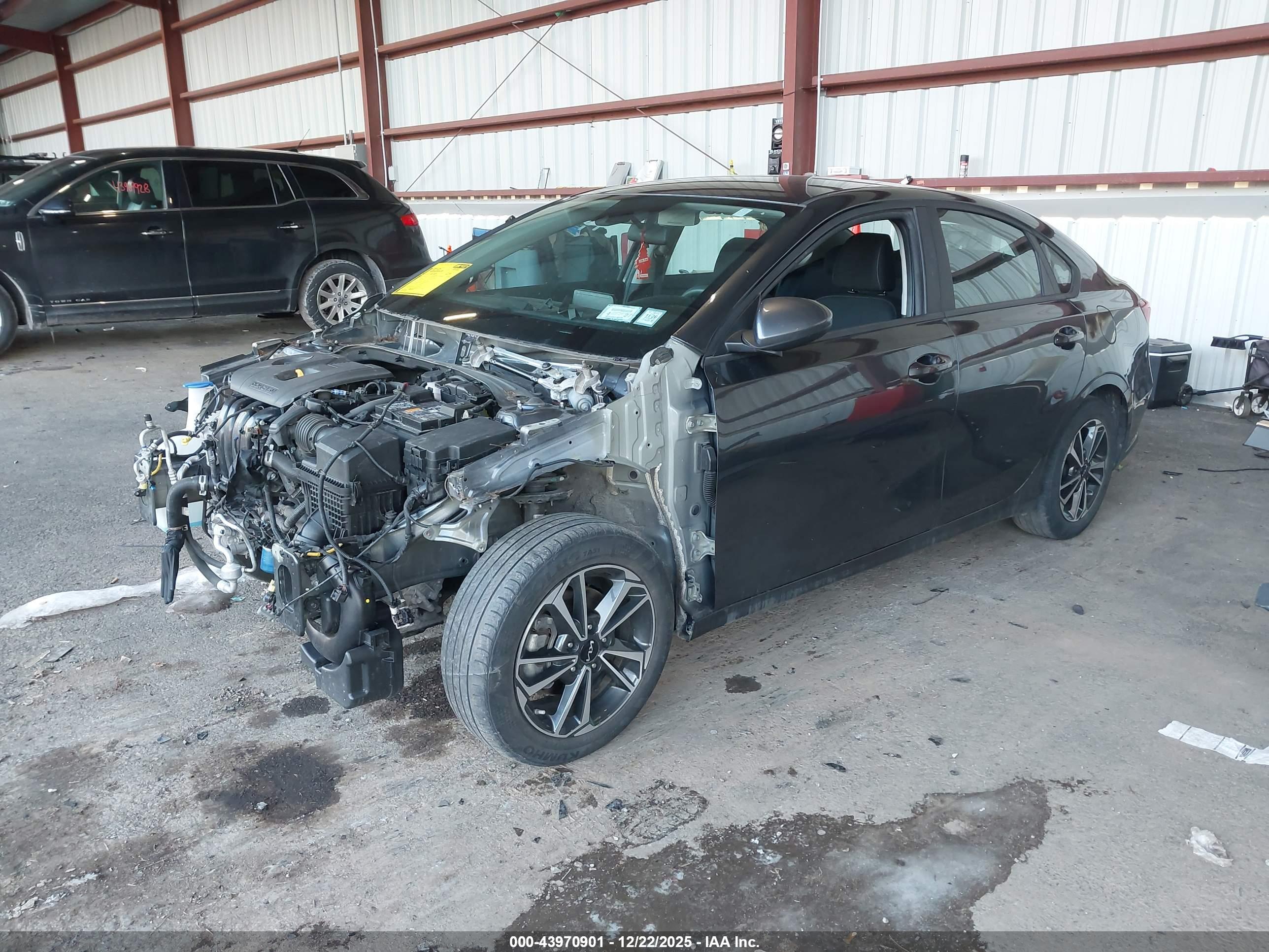 KIA FORTE image 2