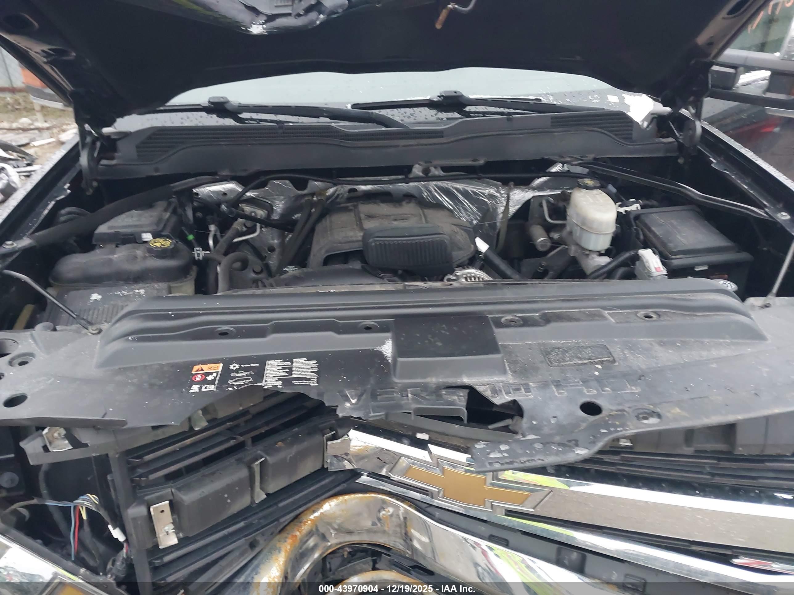 CHEVROLET SILVERADO image 10