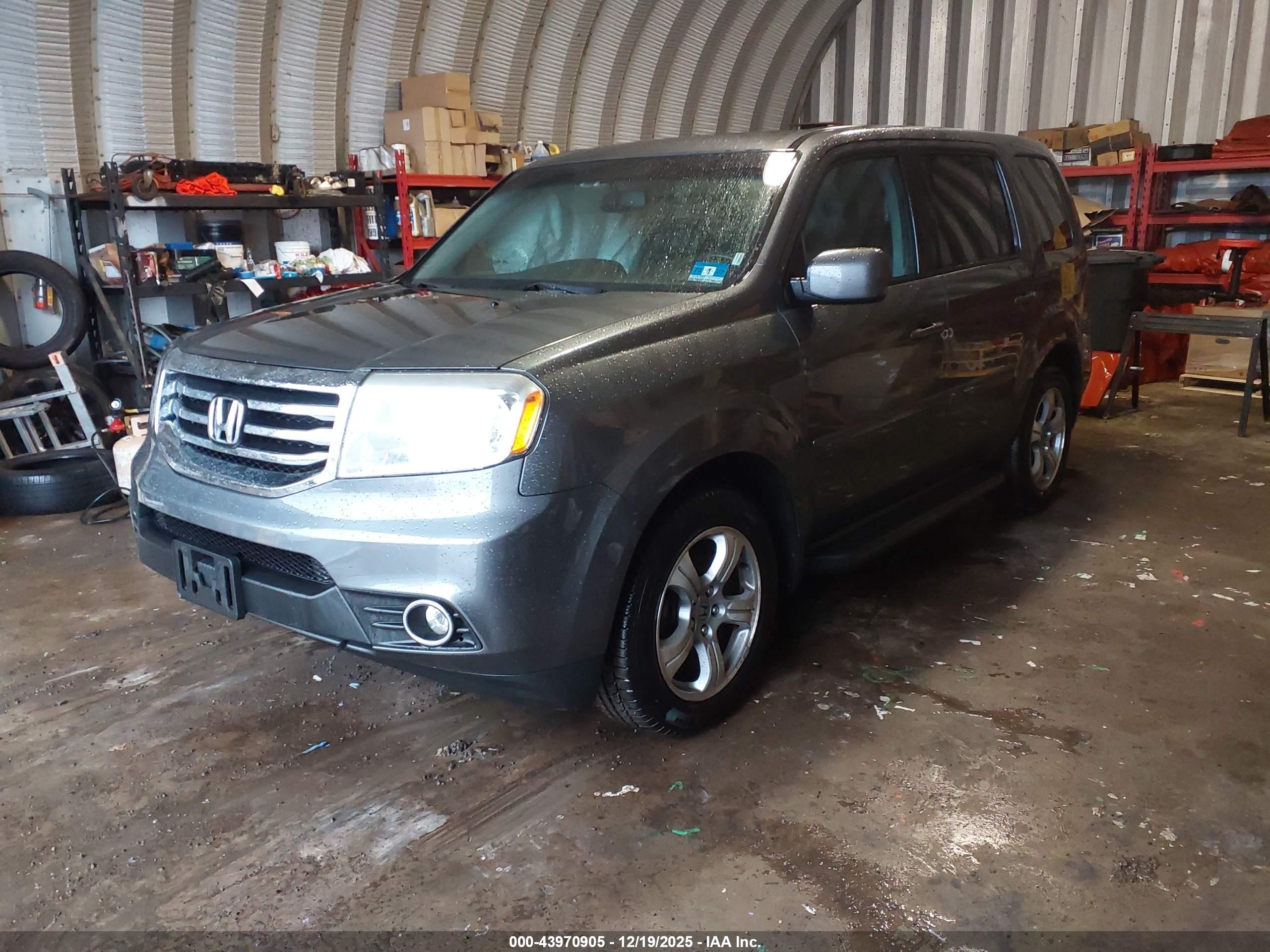 HONDA PILOT image 2