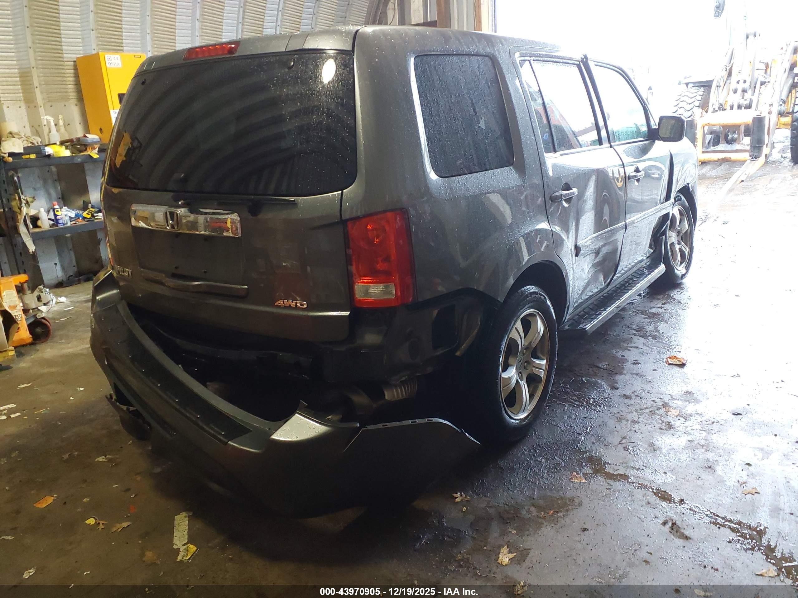 HONDA PILOT image 4