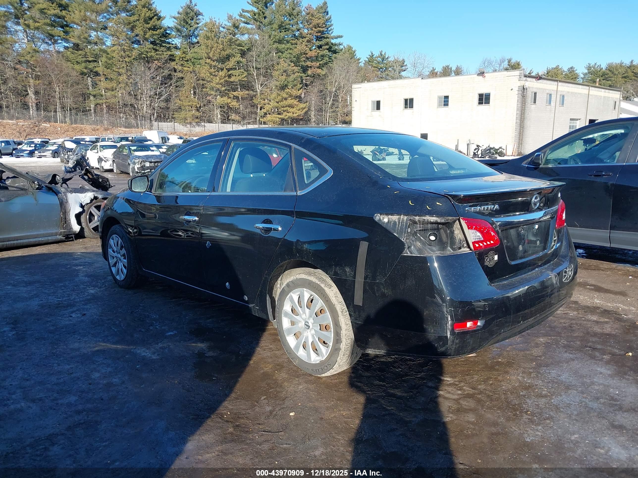 NISSAN SENTRA image 3
