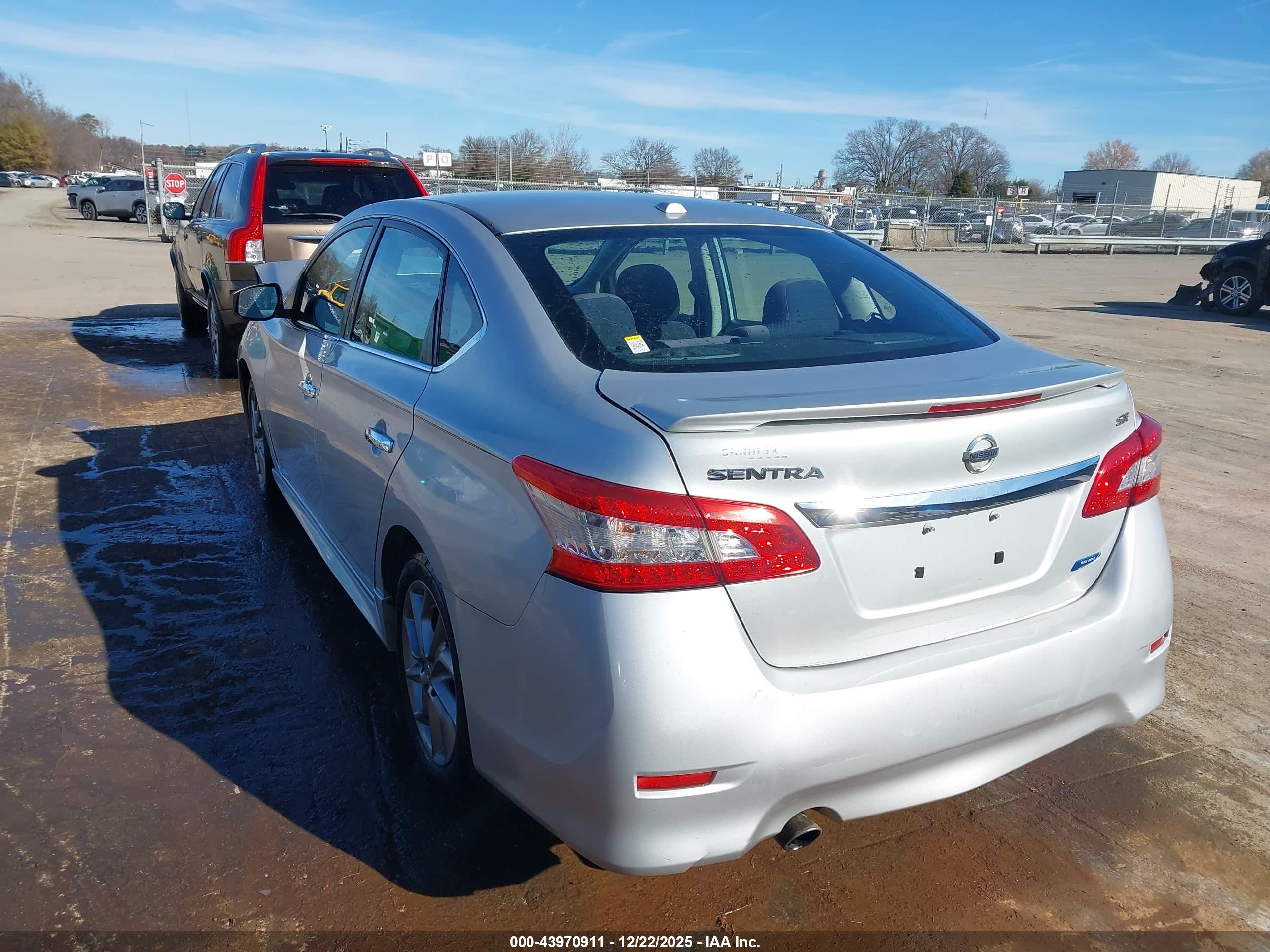 NISSAN SENTRA image 3