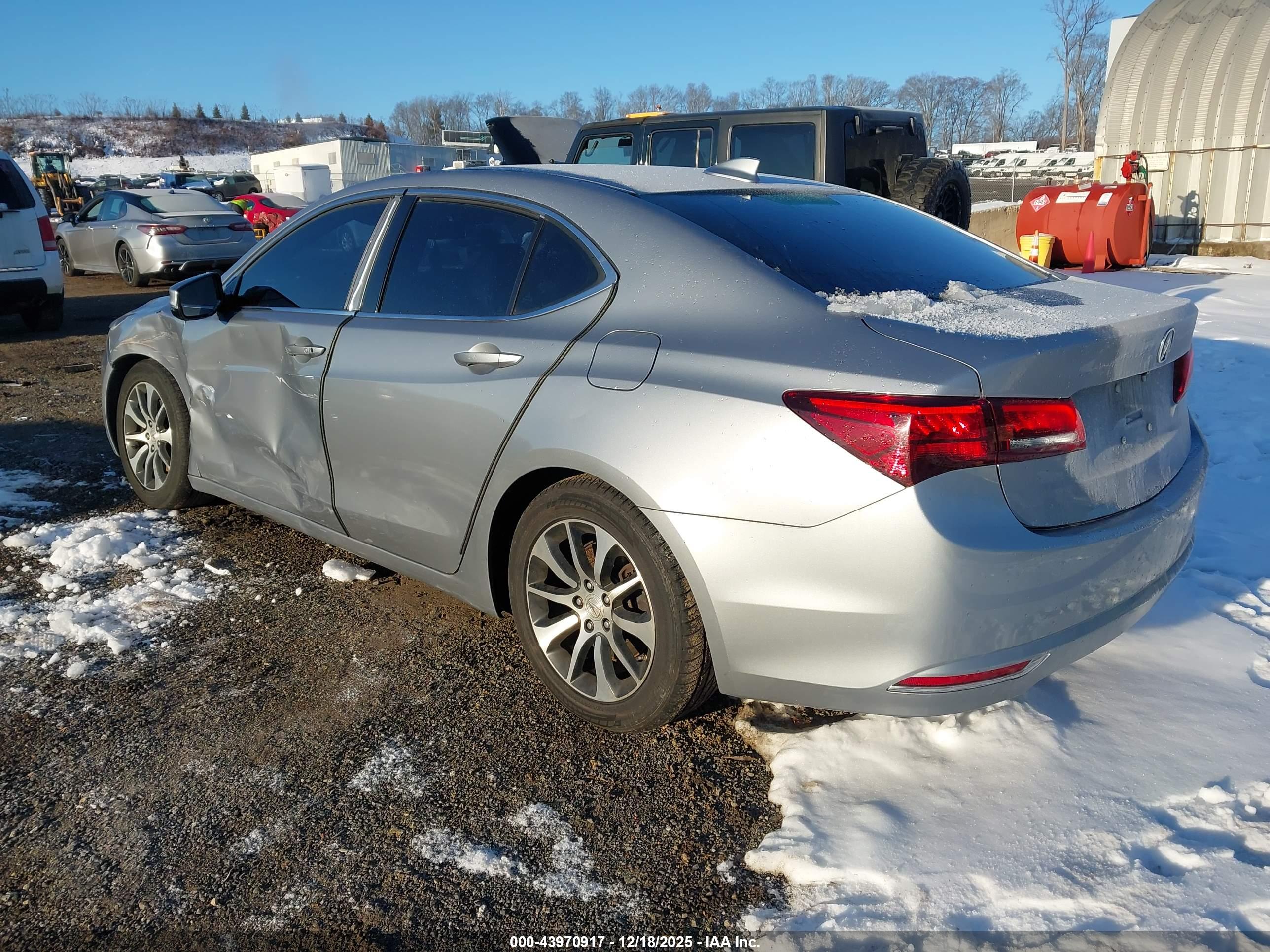 ACURA TLX image 3