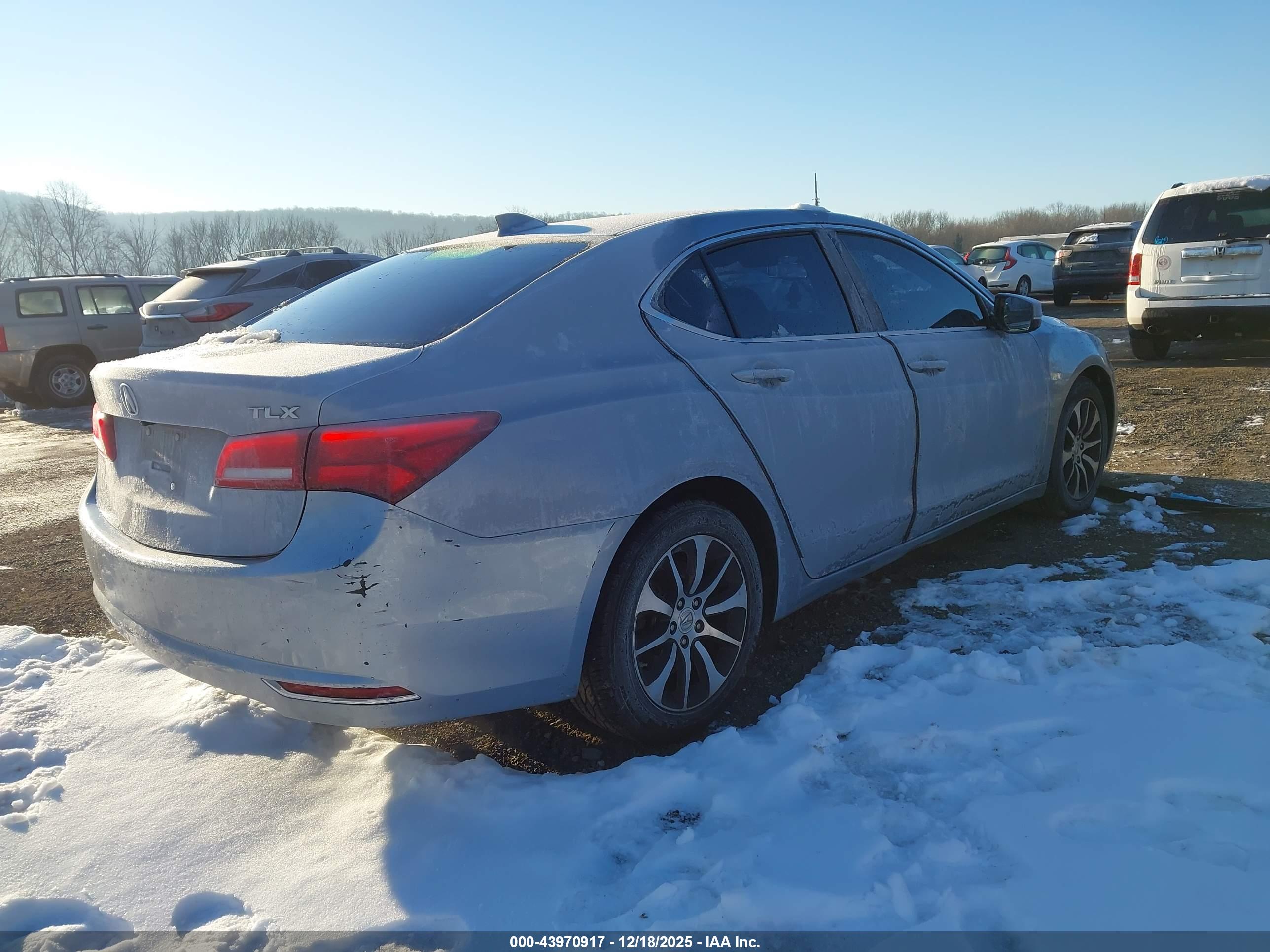 ACURA TLX image 4