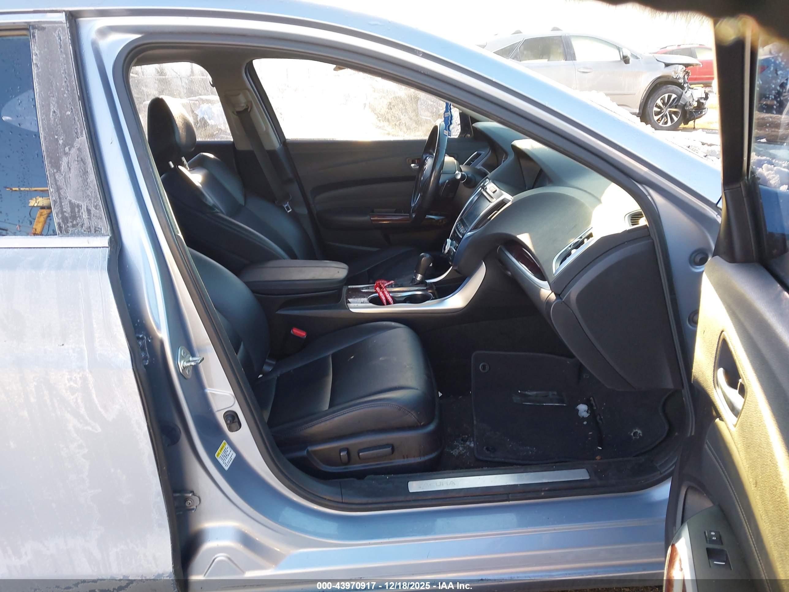 ACURA TLX image 5