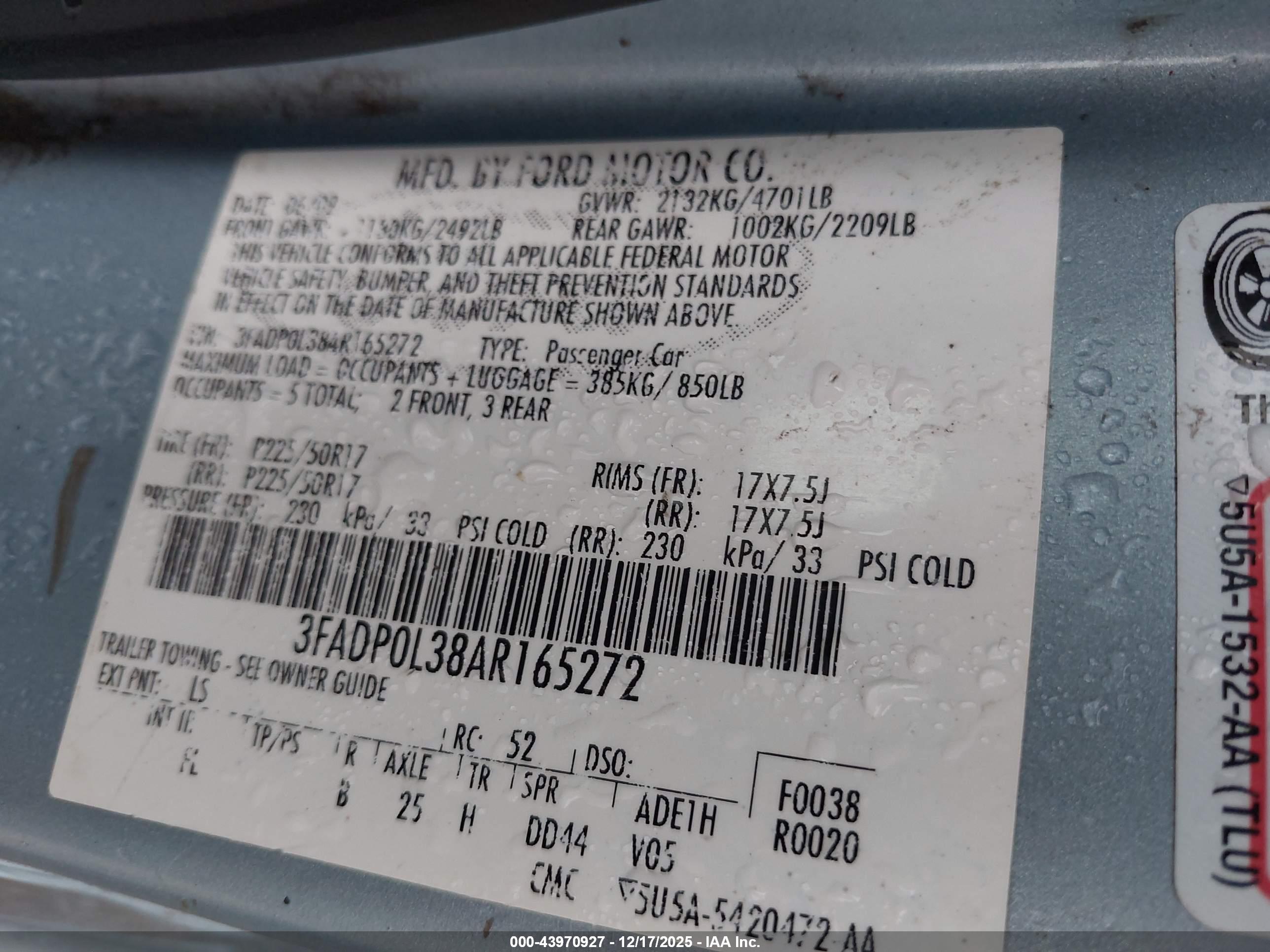 FORD FUSION image 9