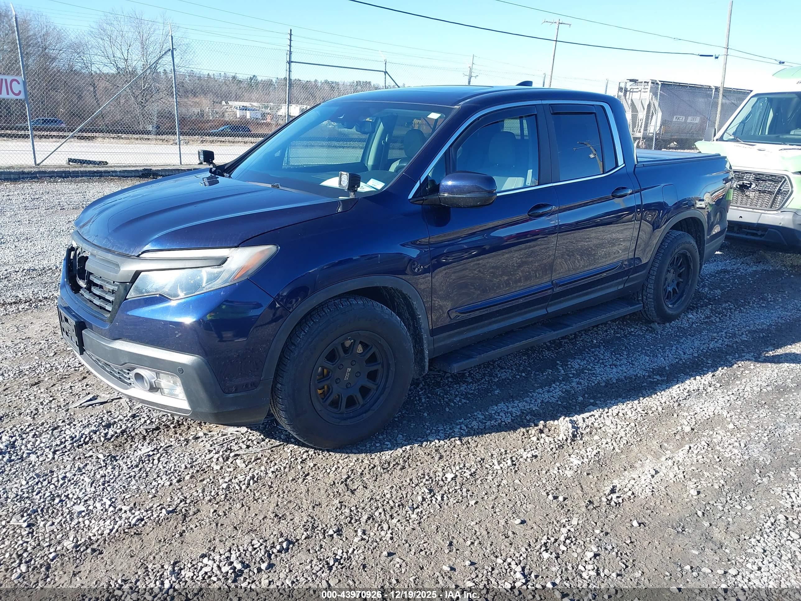 HONDA RIDGELINE image 2