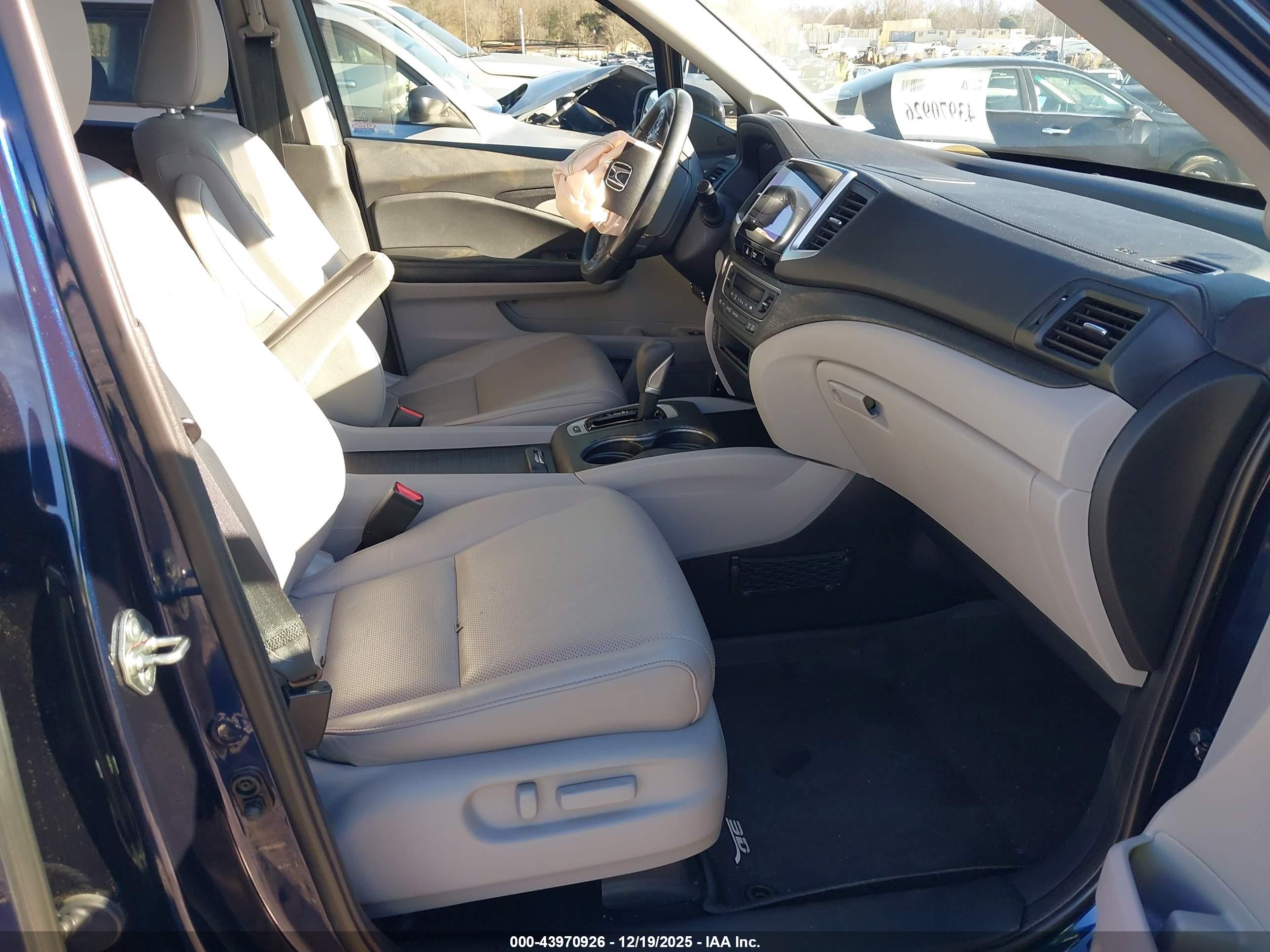 HONDA RIDGELINE image 5