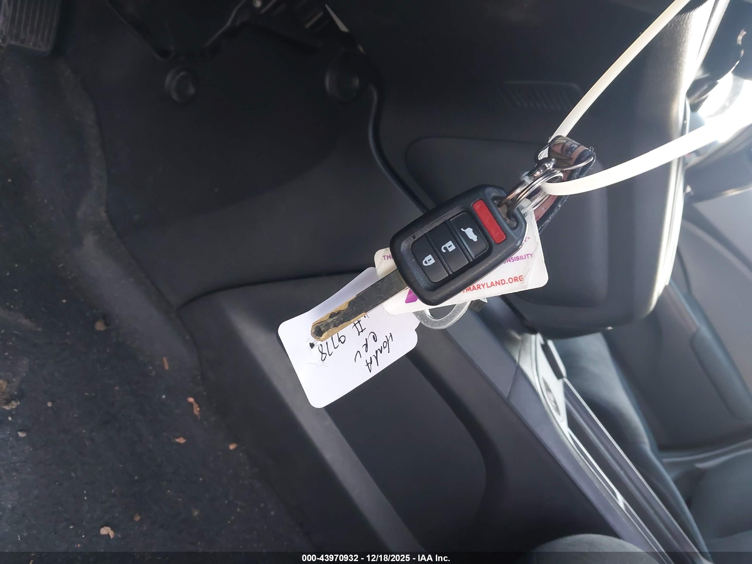 HONDA CR-V image 11