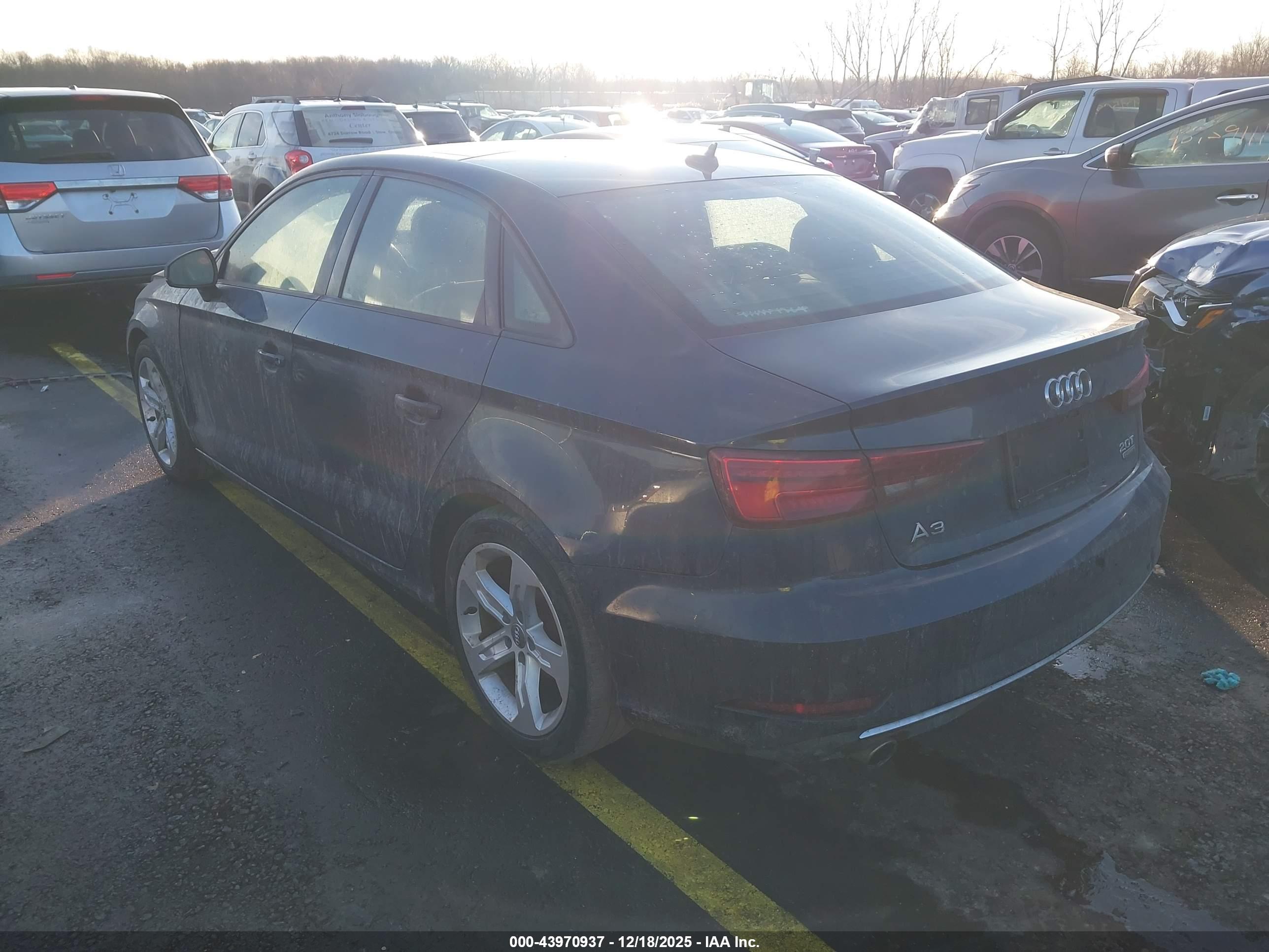 AUDI A3 image 3