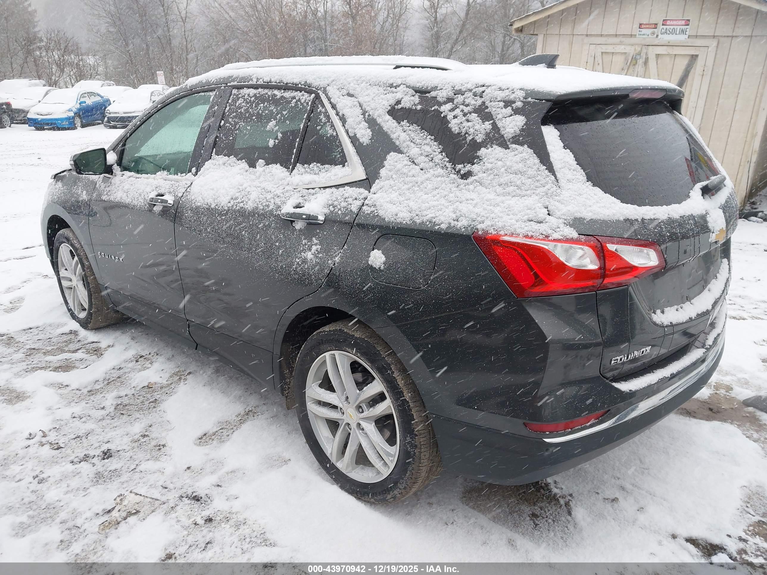 CHEVROLET EQUINOX image 3