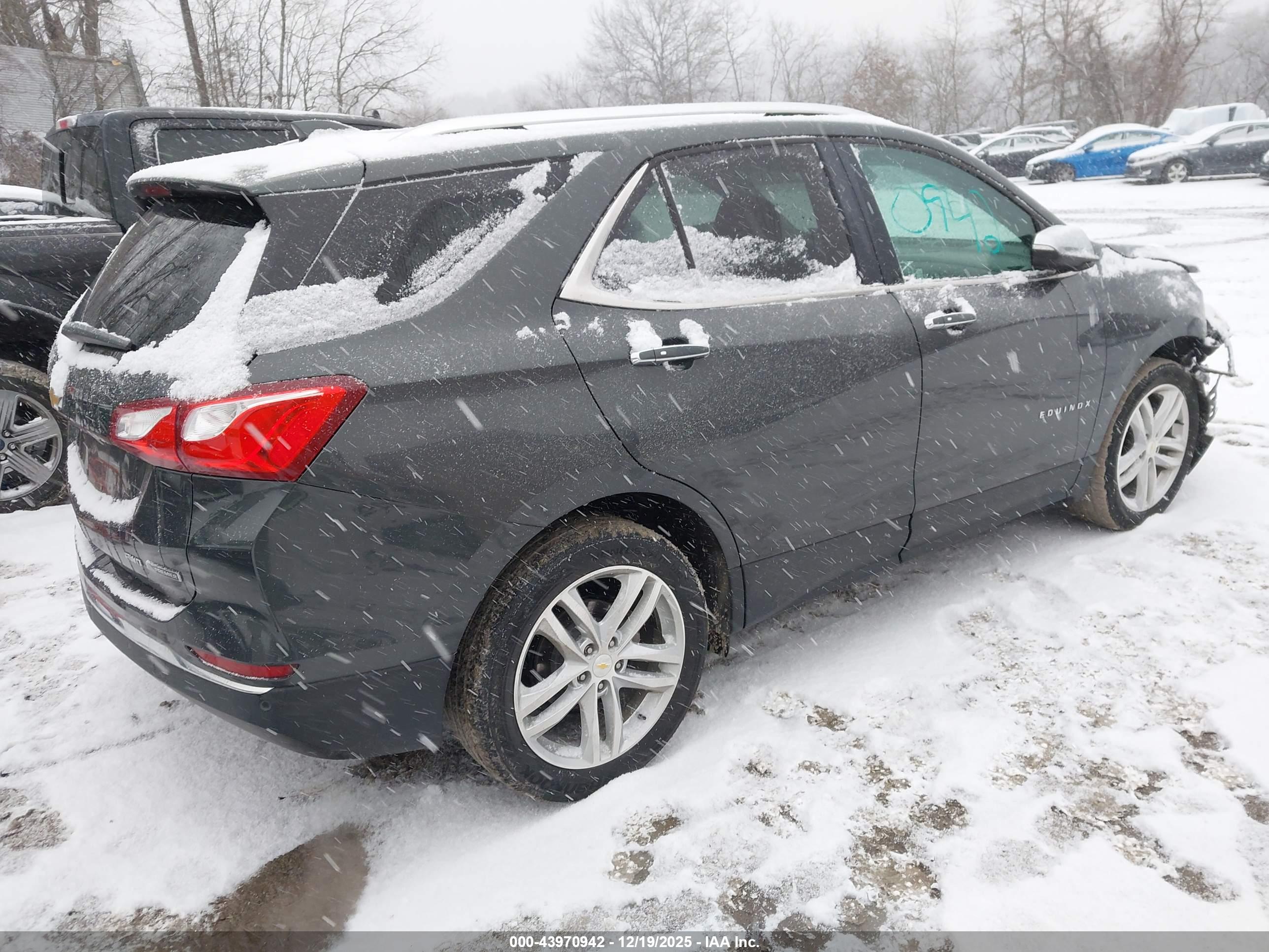 CHEVROLET EQUINOX image 4