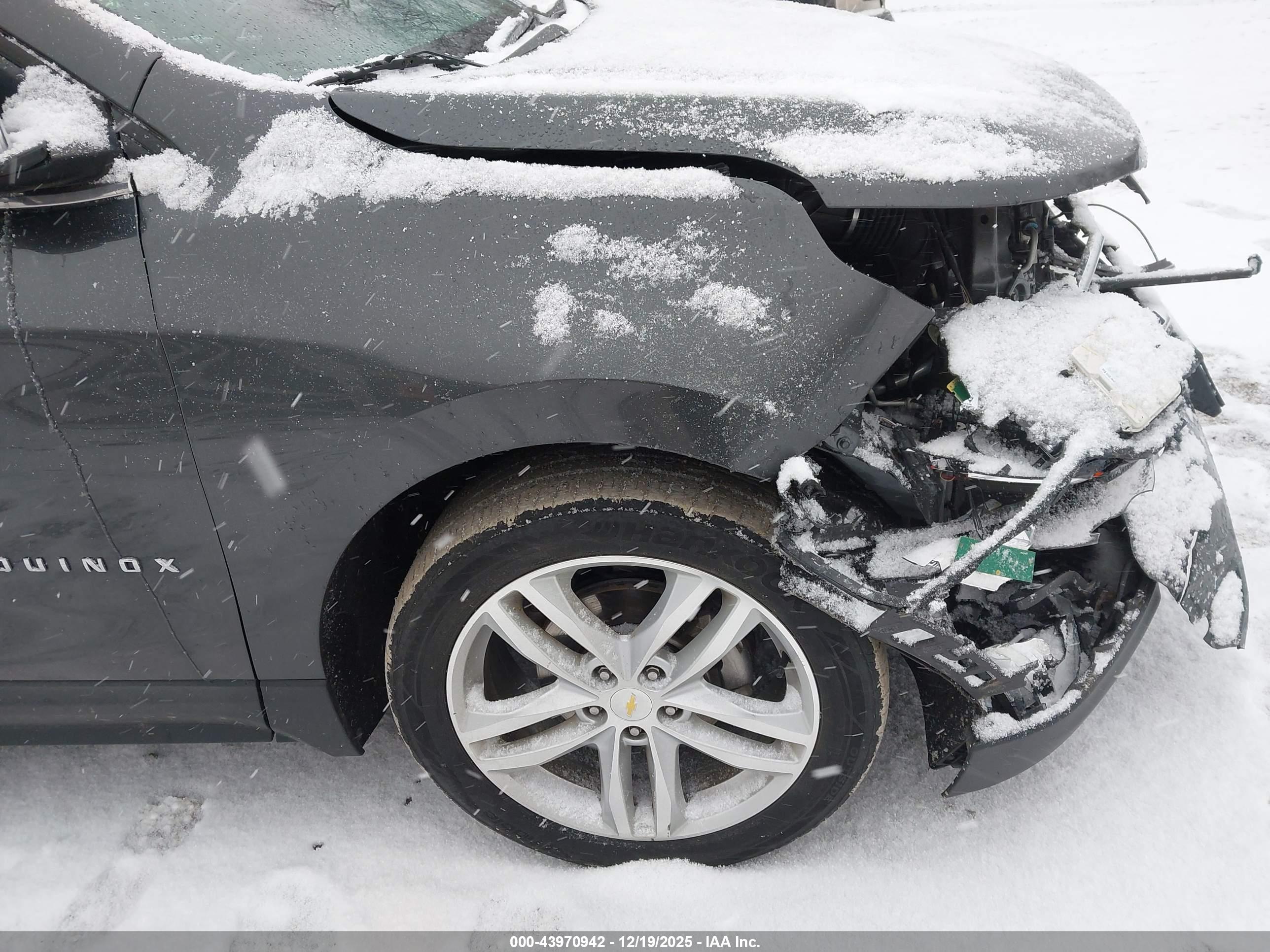 CHEVROLET EQUINOX image 6