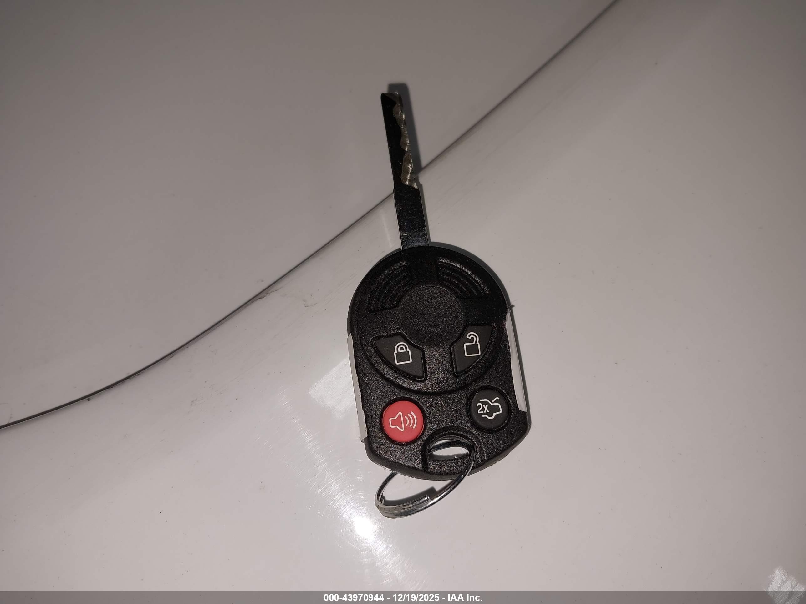 FORD FOCUS image 11