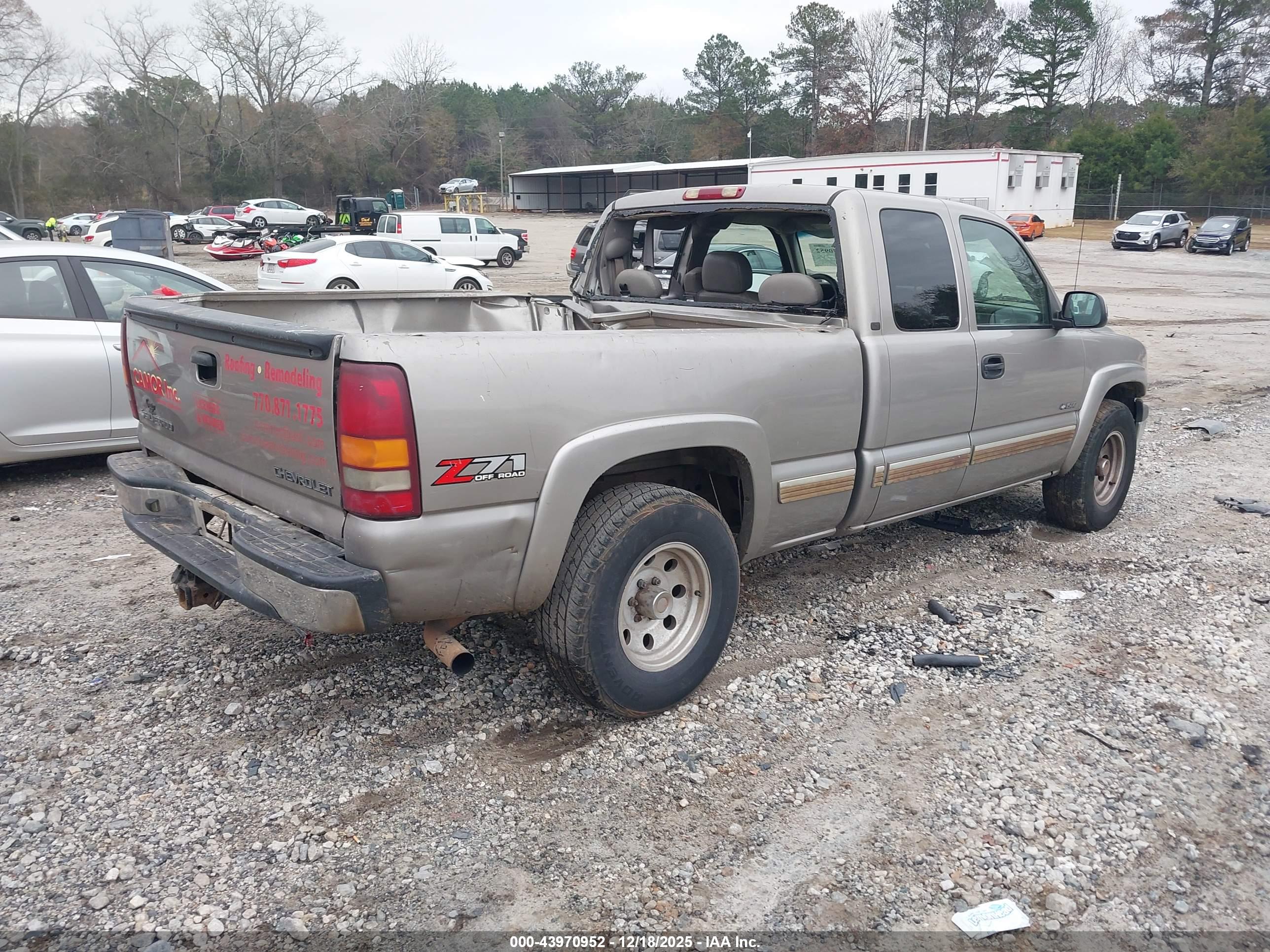 CHEVROLET SILVERADO image 4