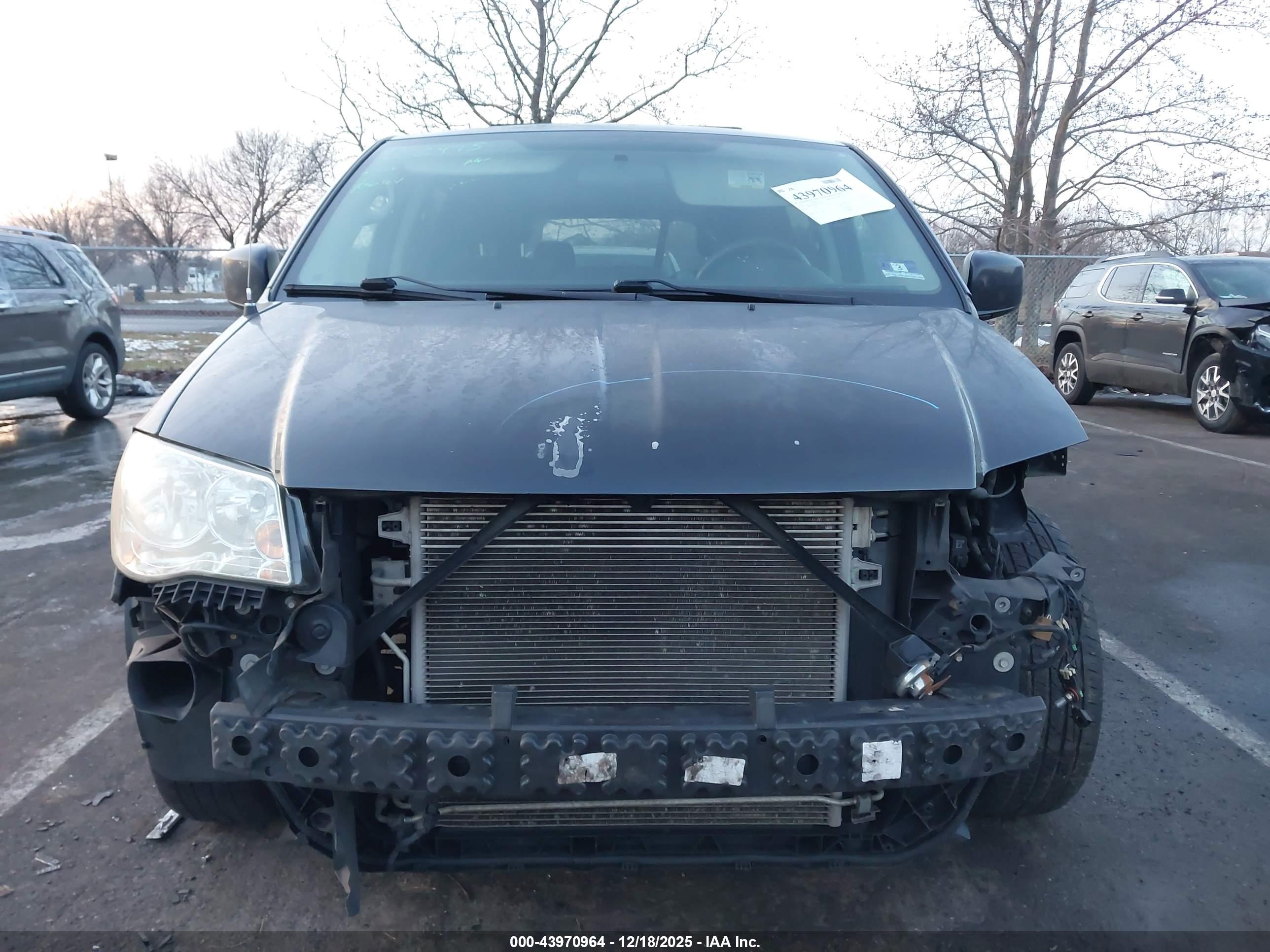 DODGE GRAND image 6