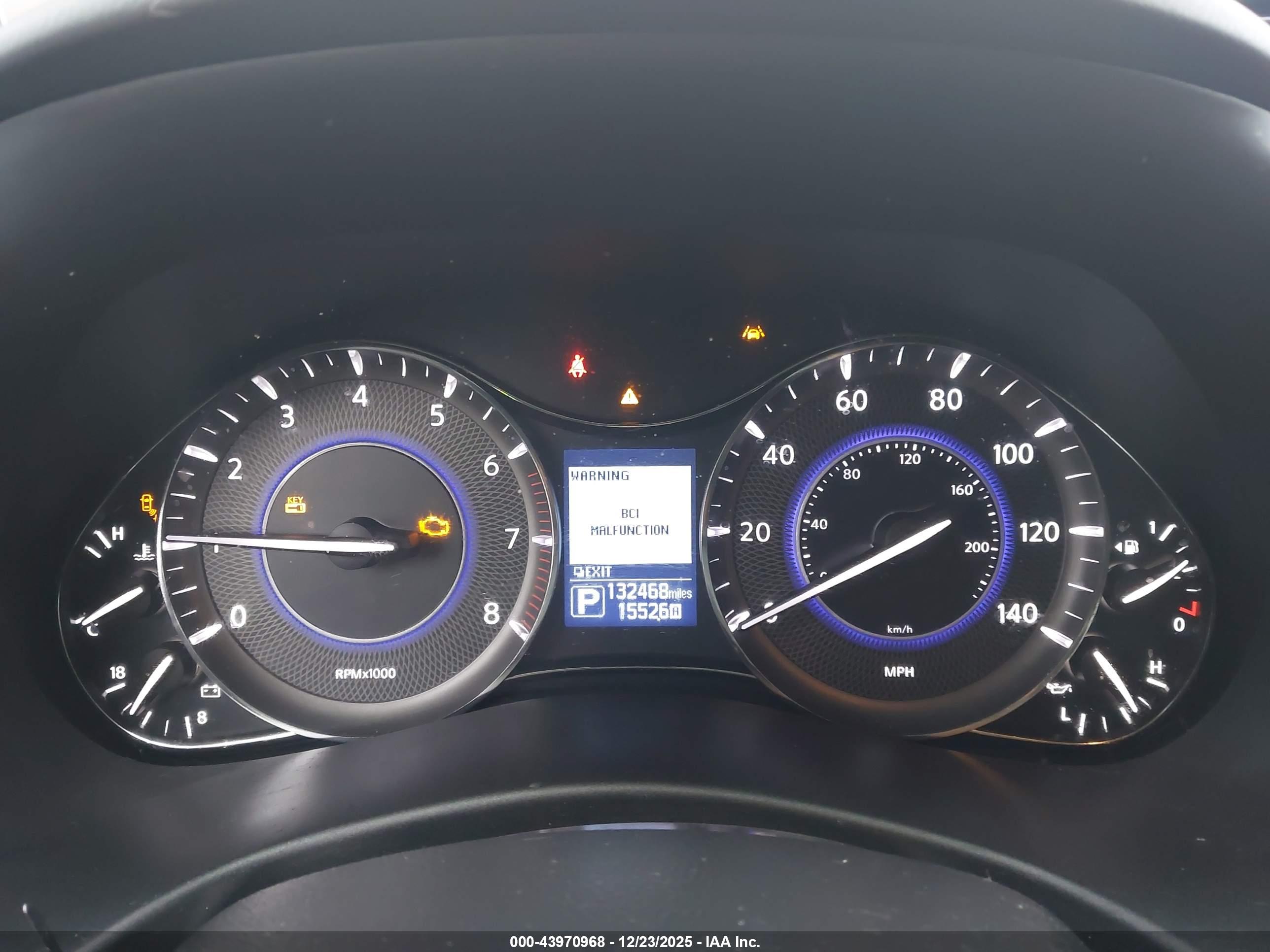 INFINITI QX80 image 7
