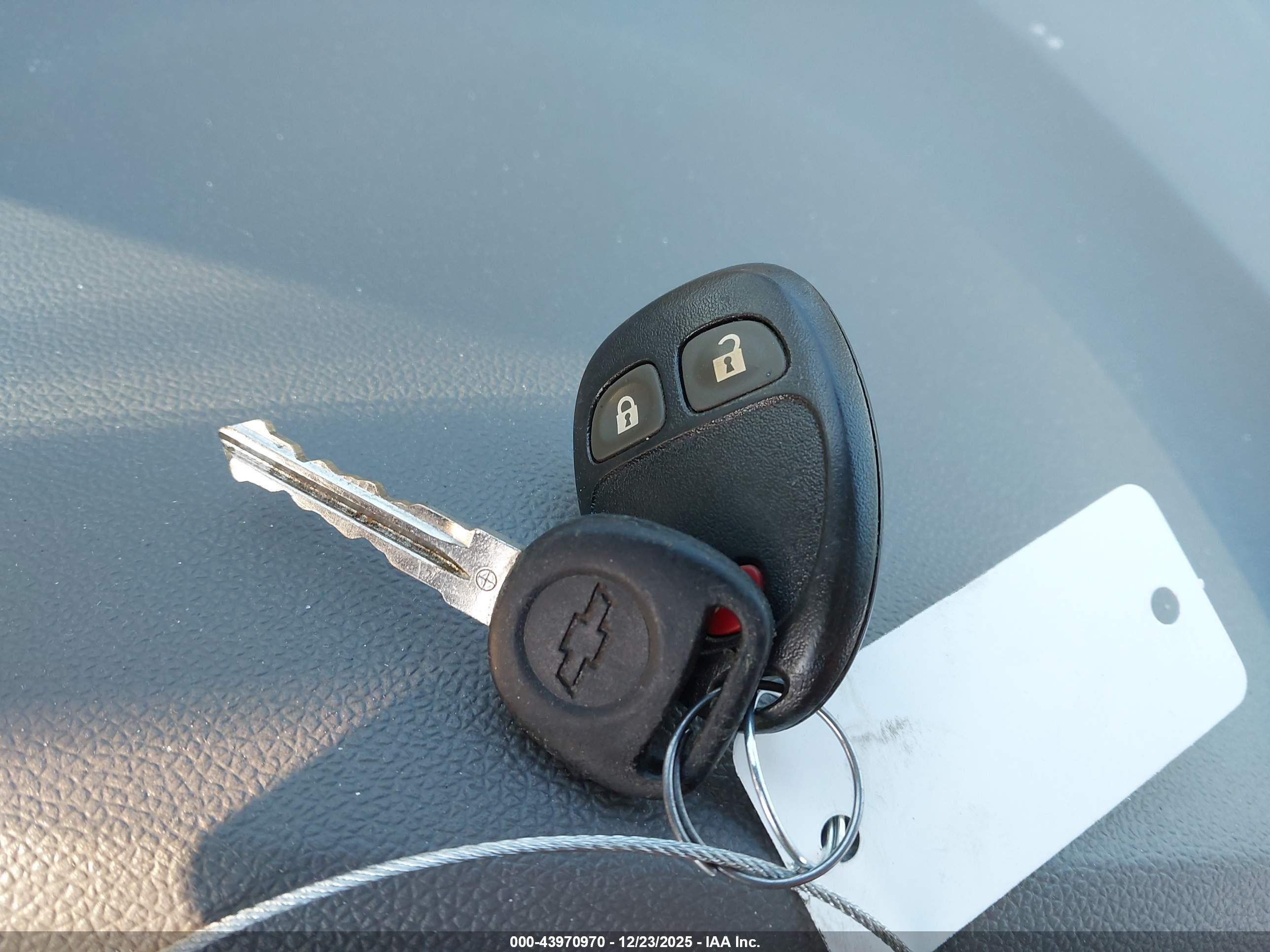 CHEVROLET TRAVERSE image 11