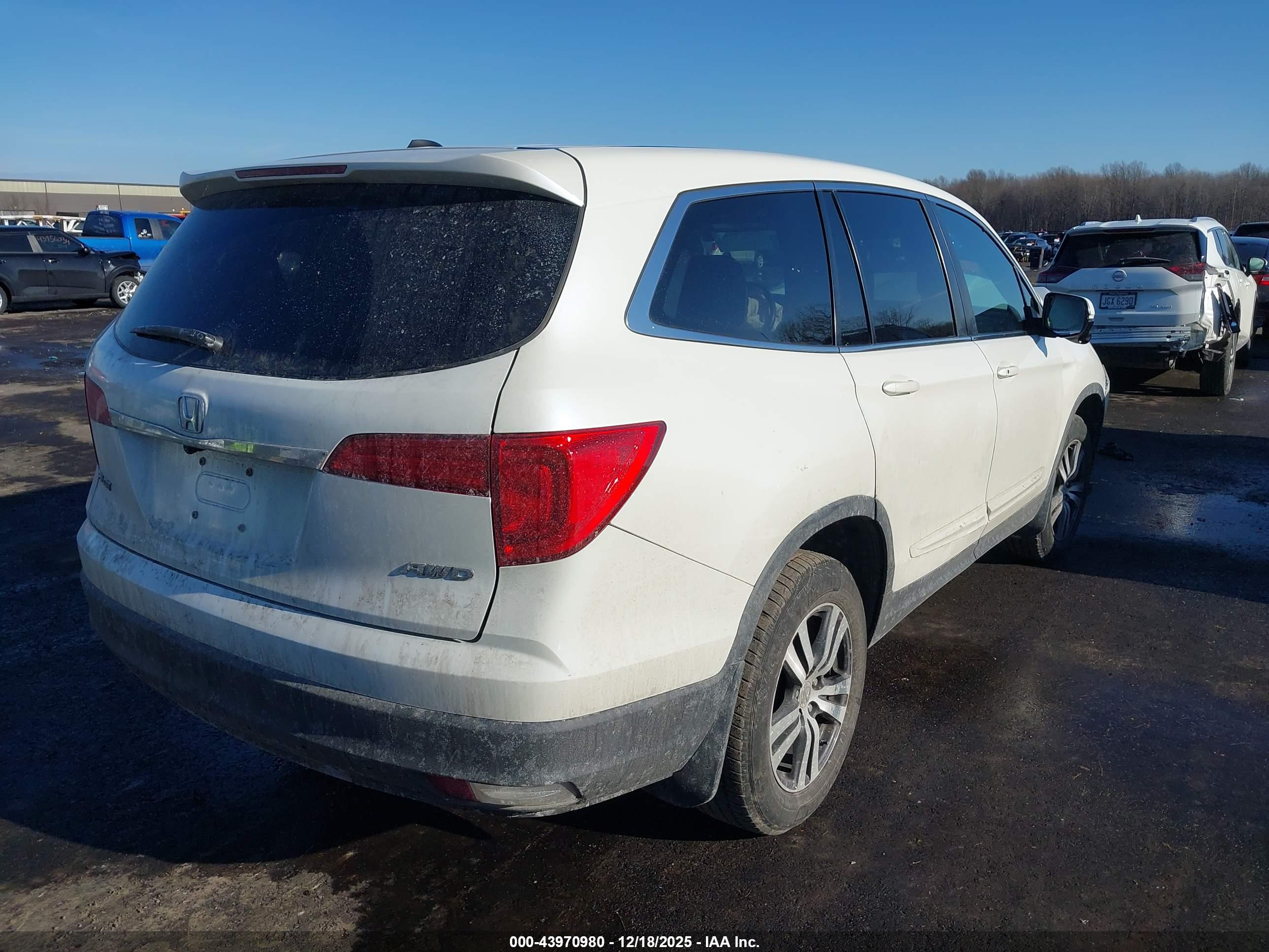 HONDA PILOT image 4