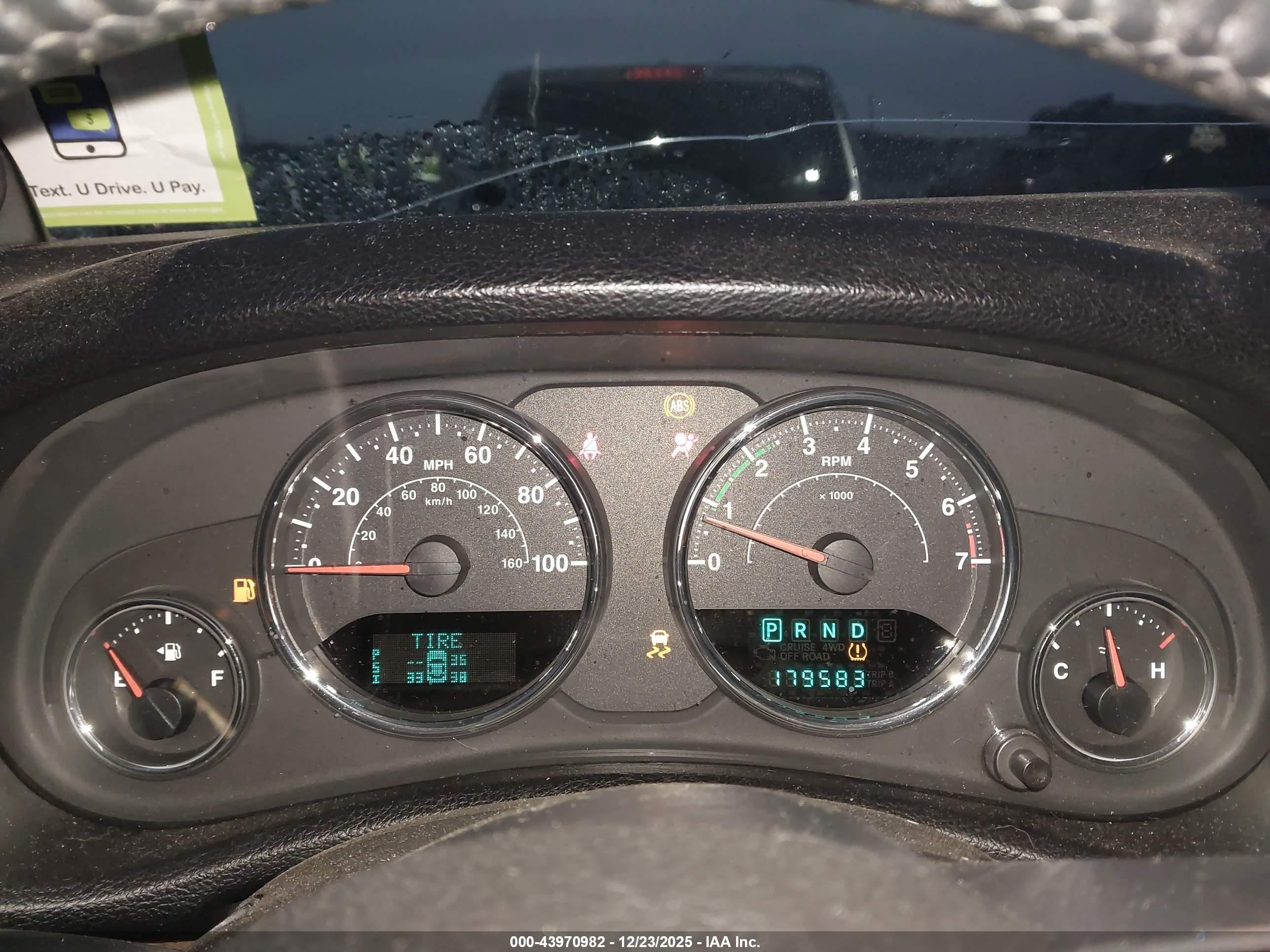 JEEP WRANGLER image 7