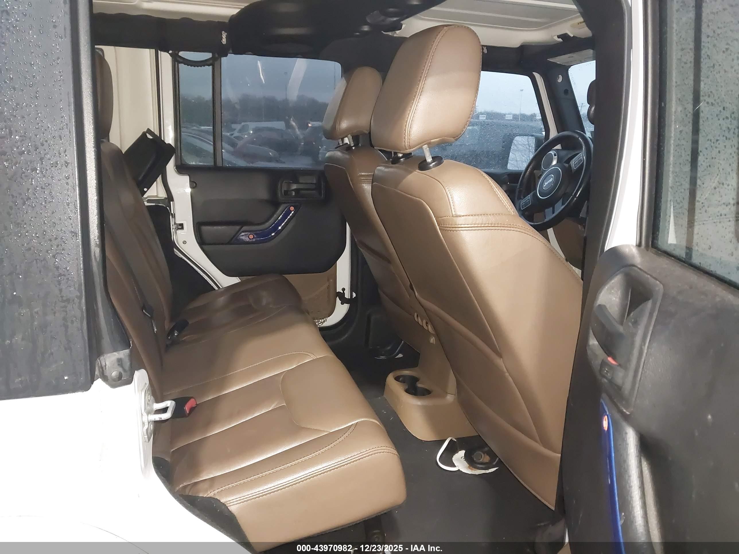JEEP WRANGLER image 8