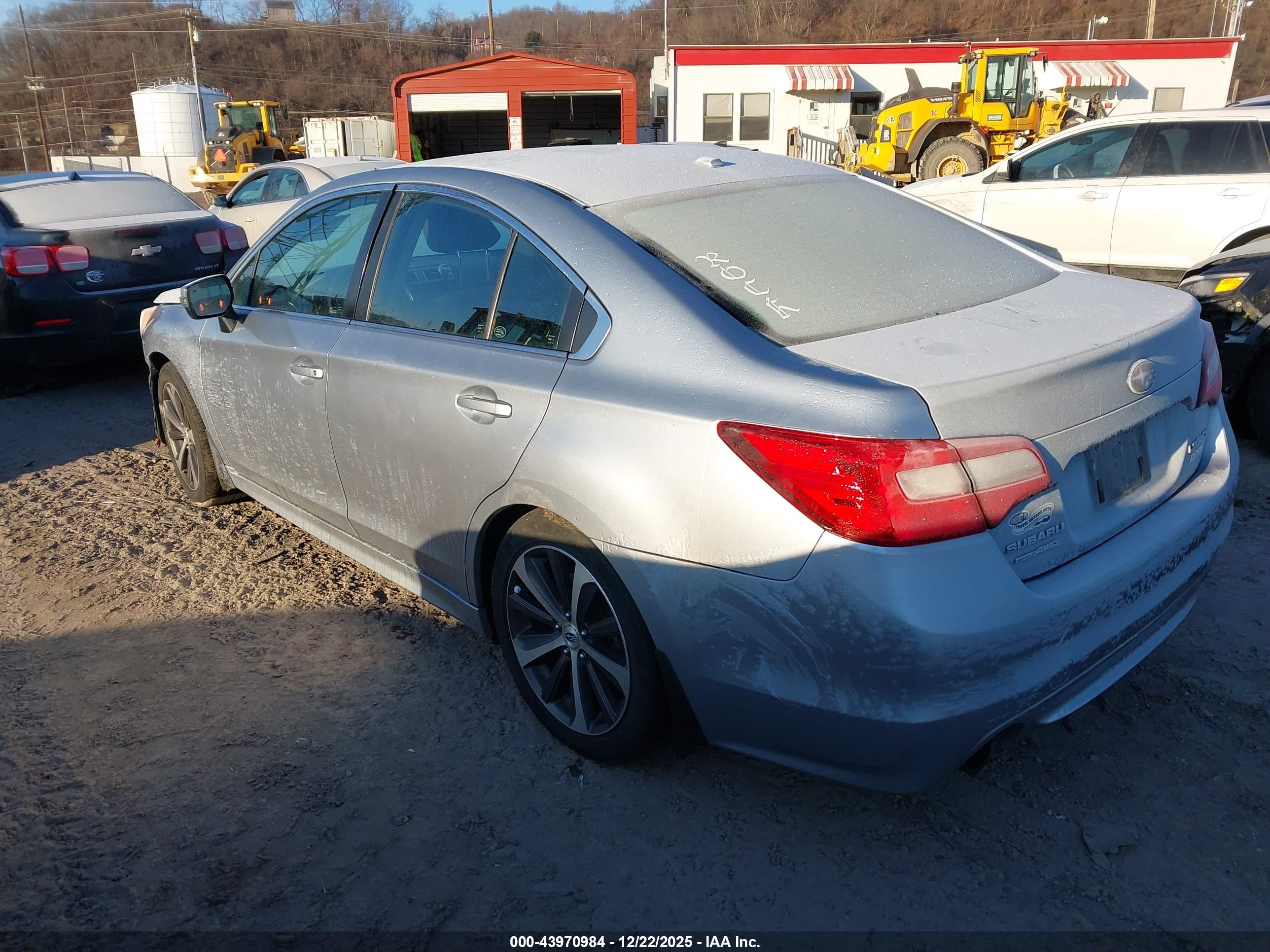 SUBARU LEGACY image 3