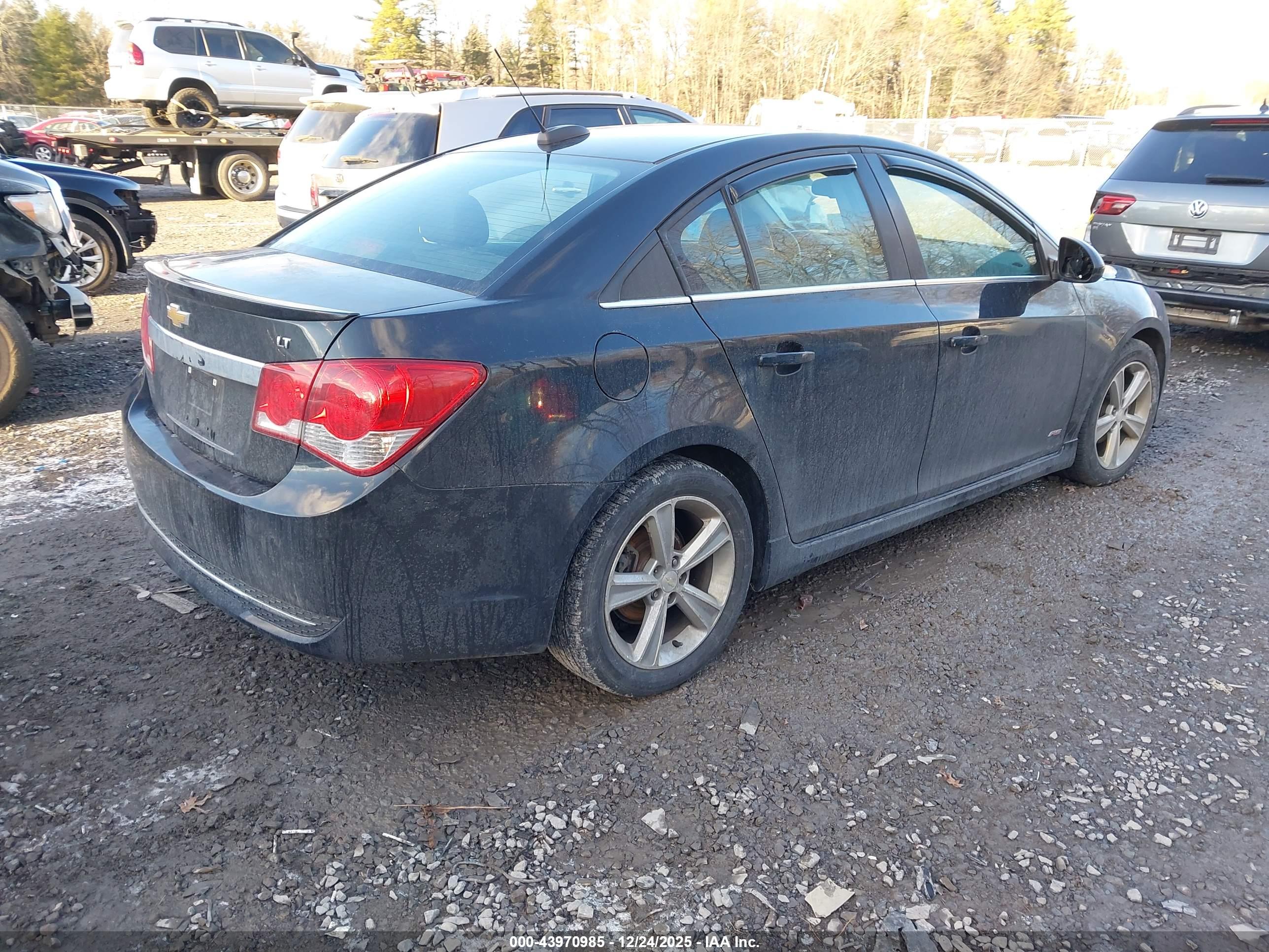 CHEVROLET CRUZE image 4