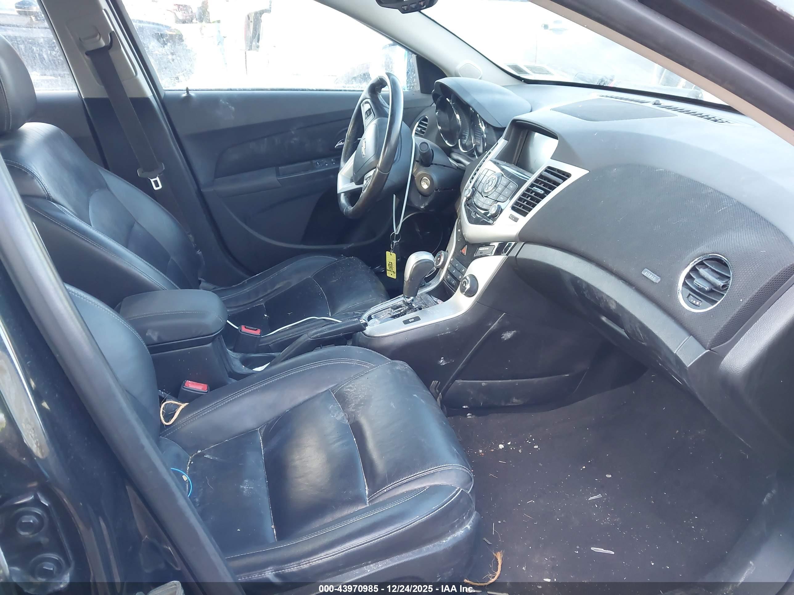 CHEVROLET CRUZE image 5