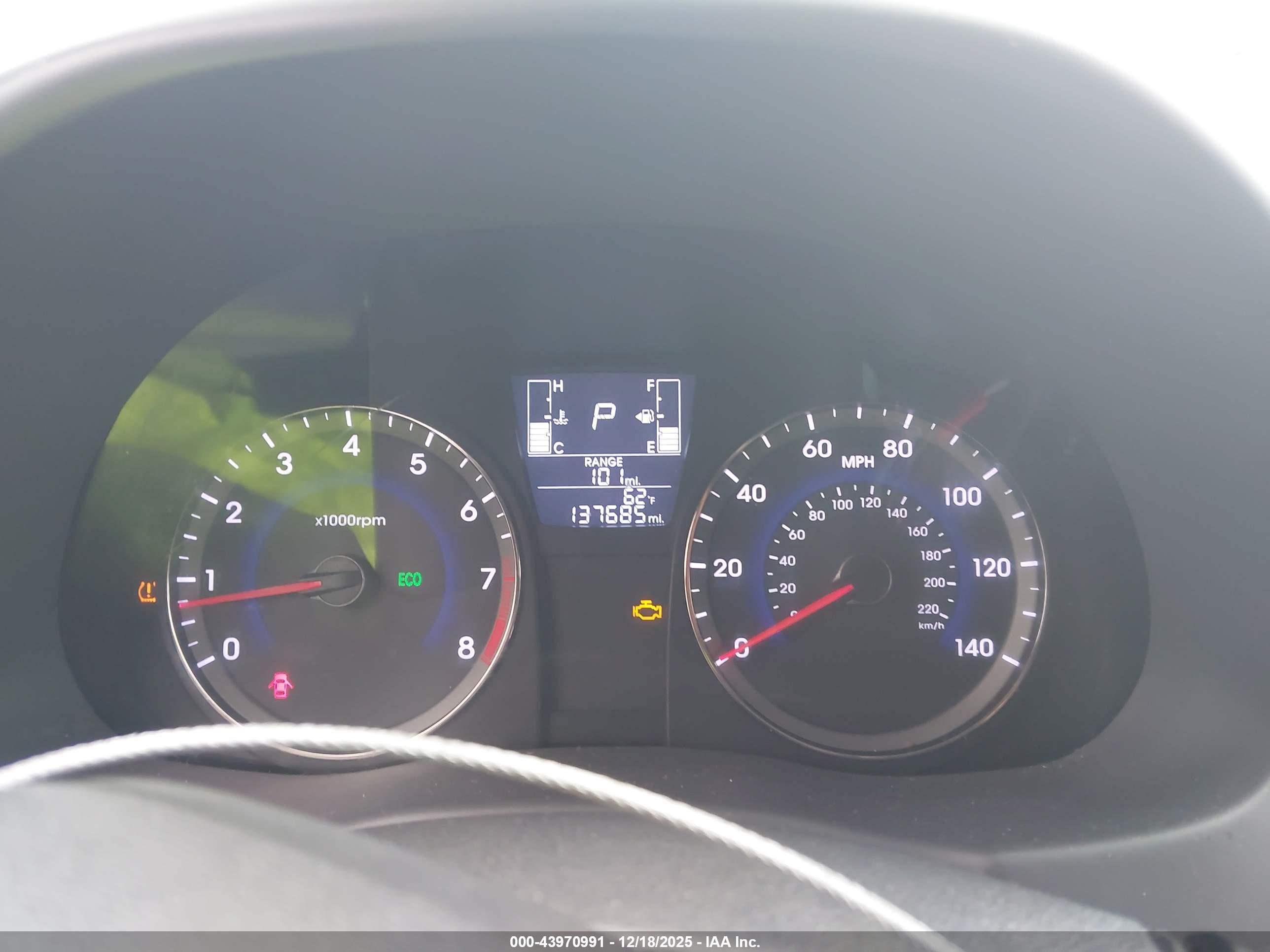 HYUNDAI ACCENT image 7