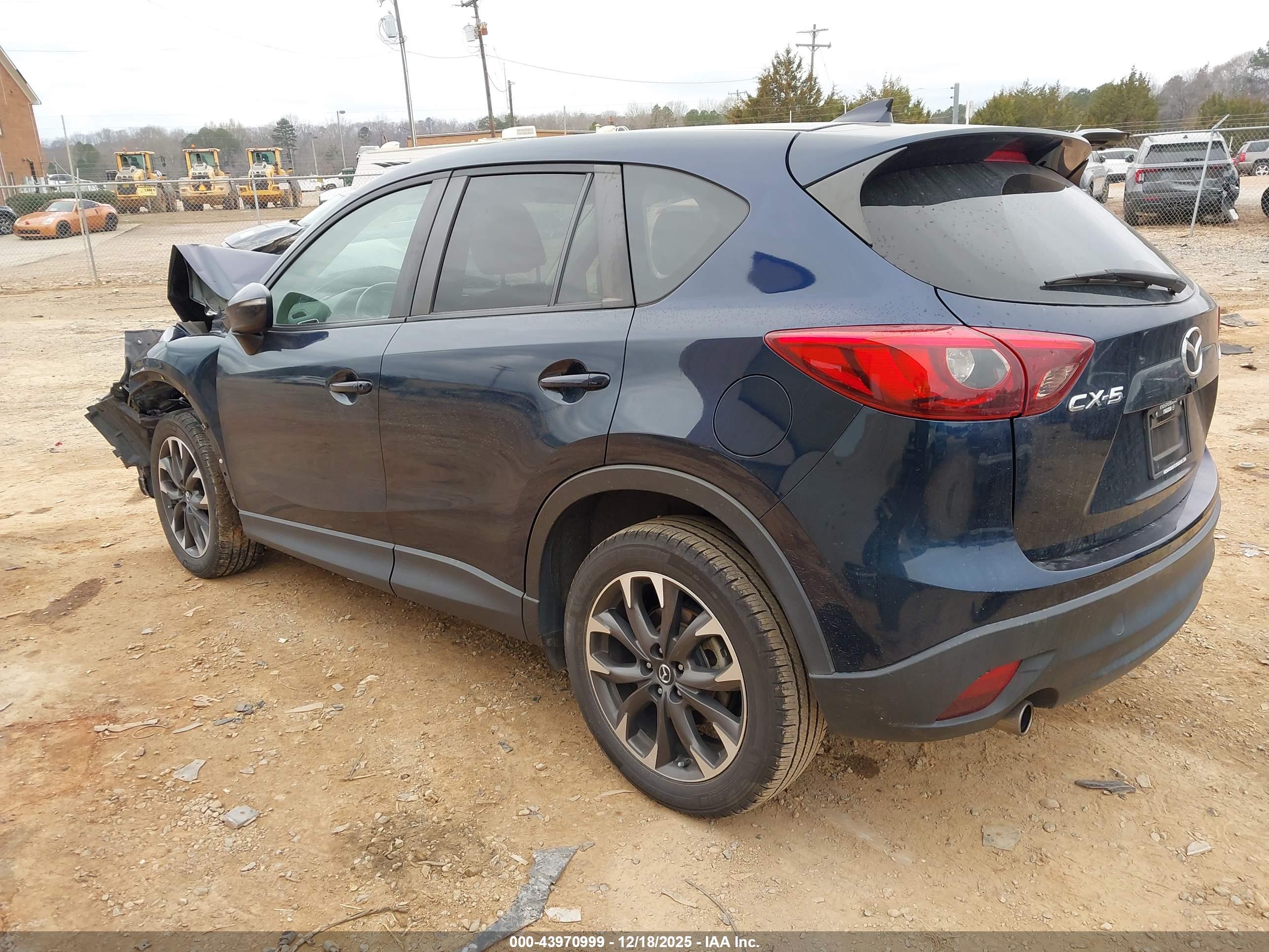 MAZDA CX-5 image 3