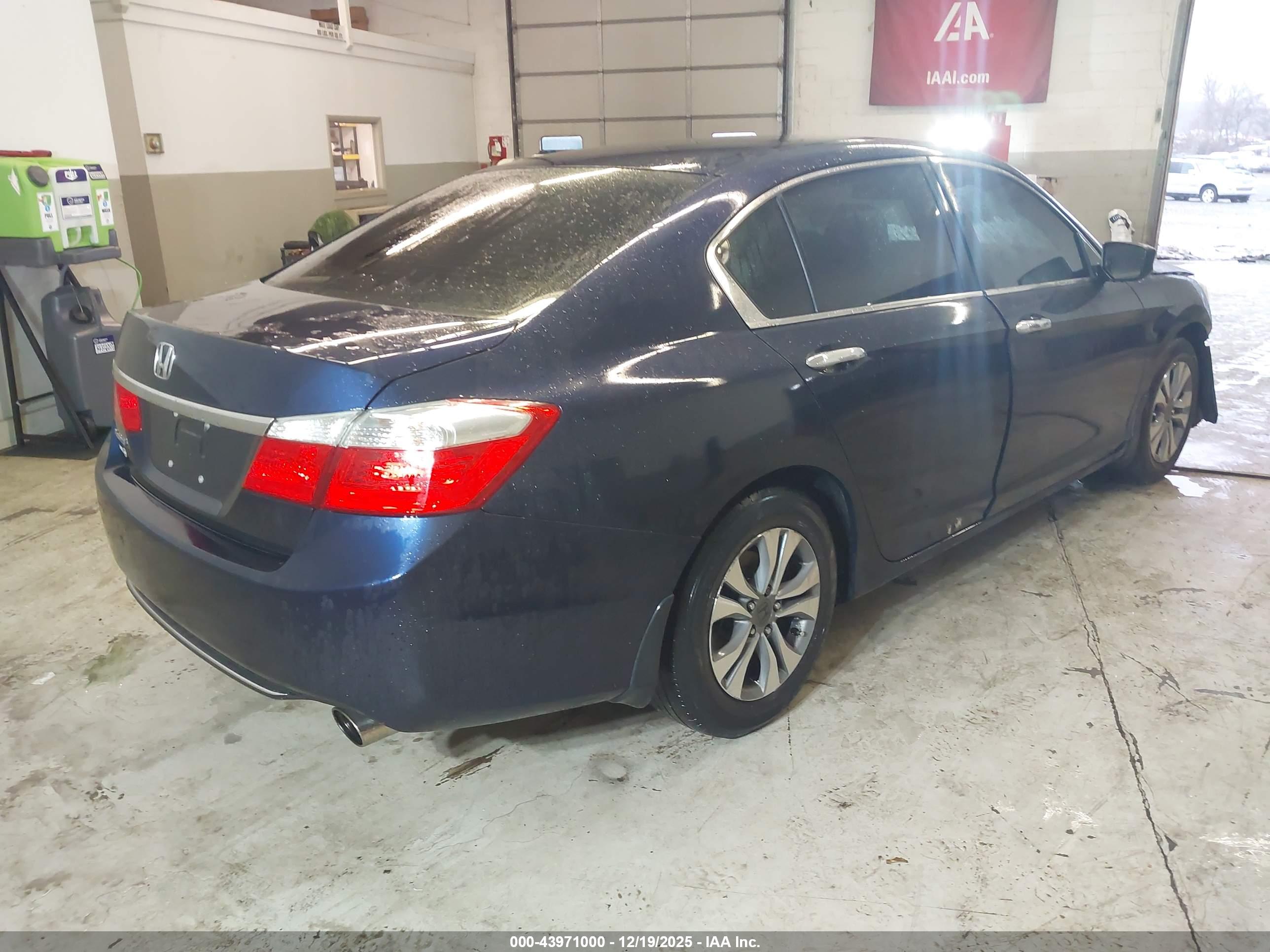 HONDA ACCORD image 4