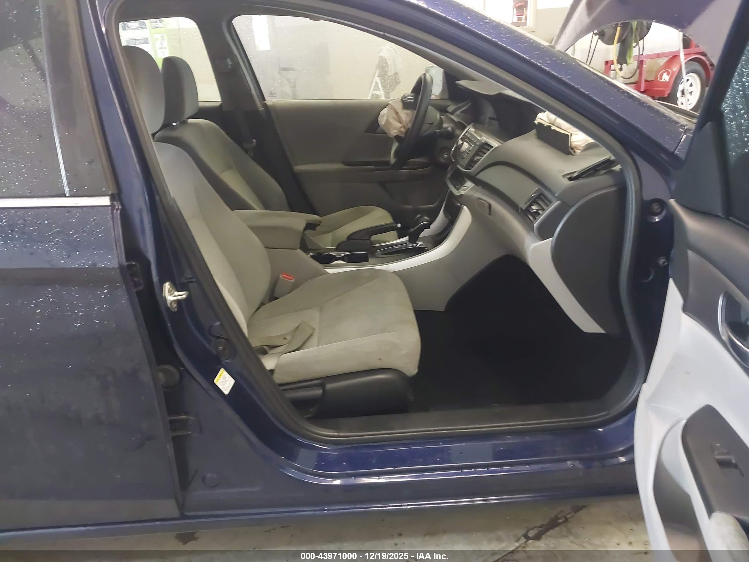 HONDA ACCORD image 5