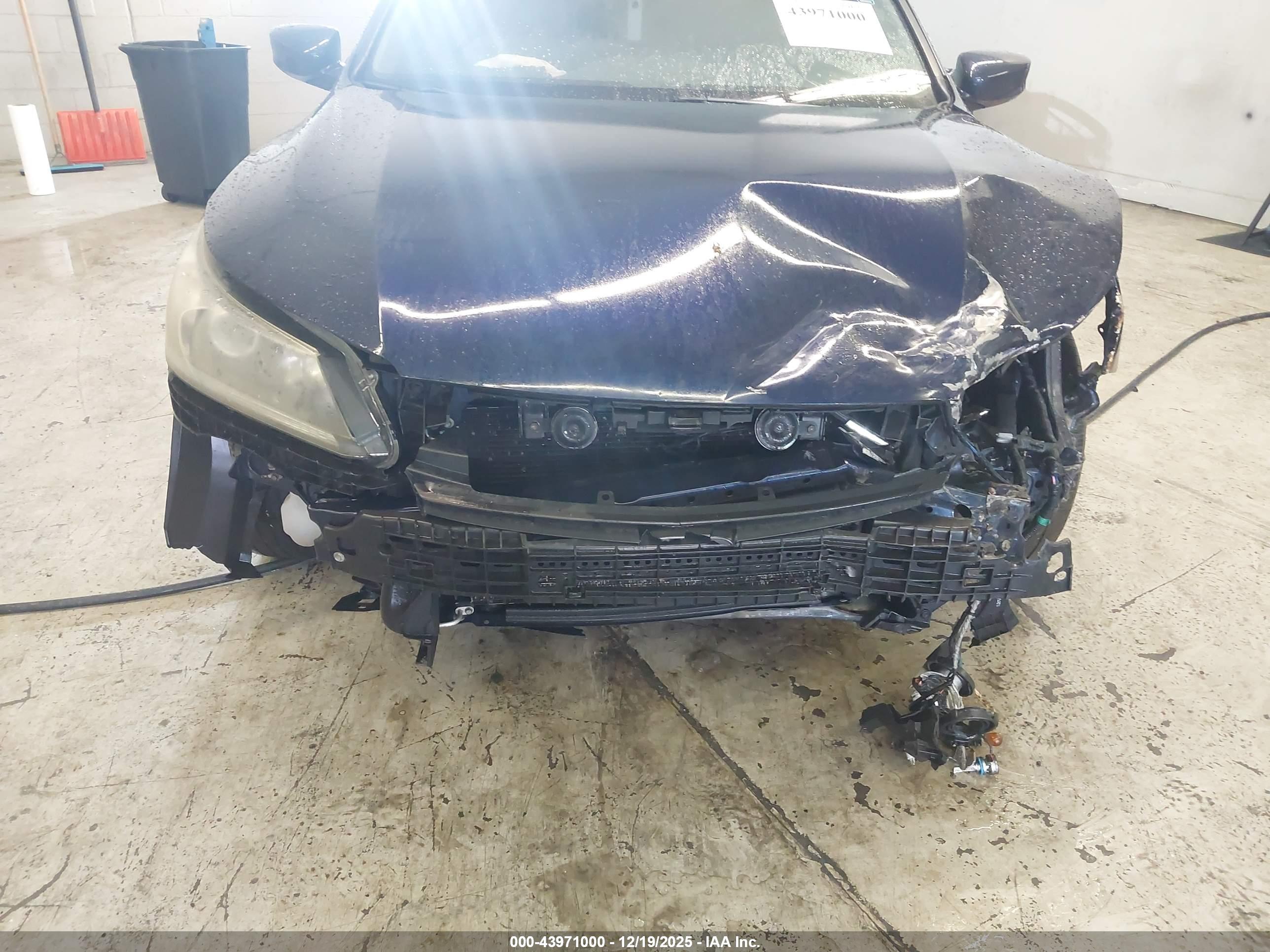 HONDA ACCORD image 6