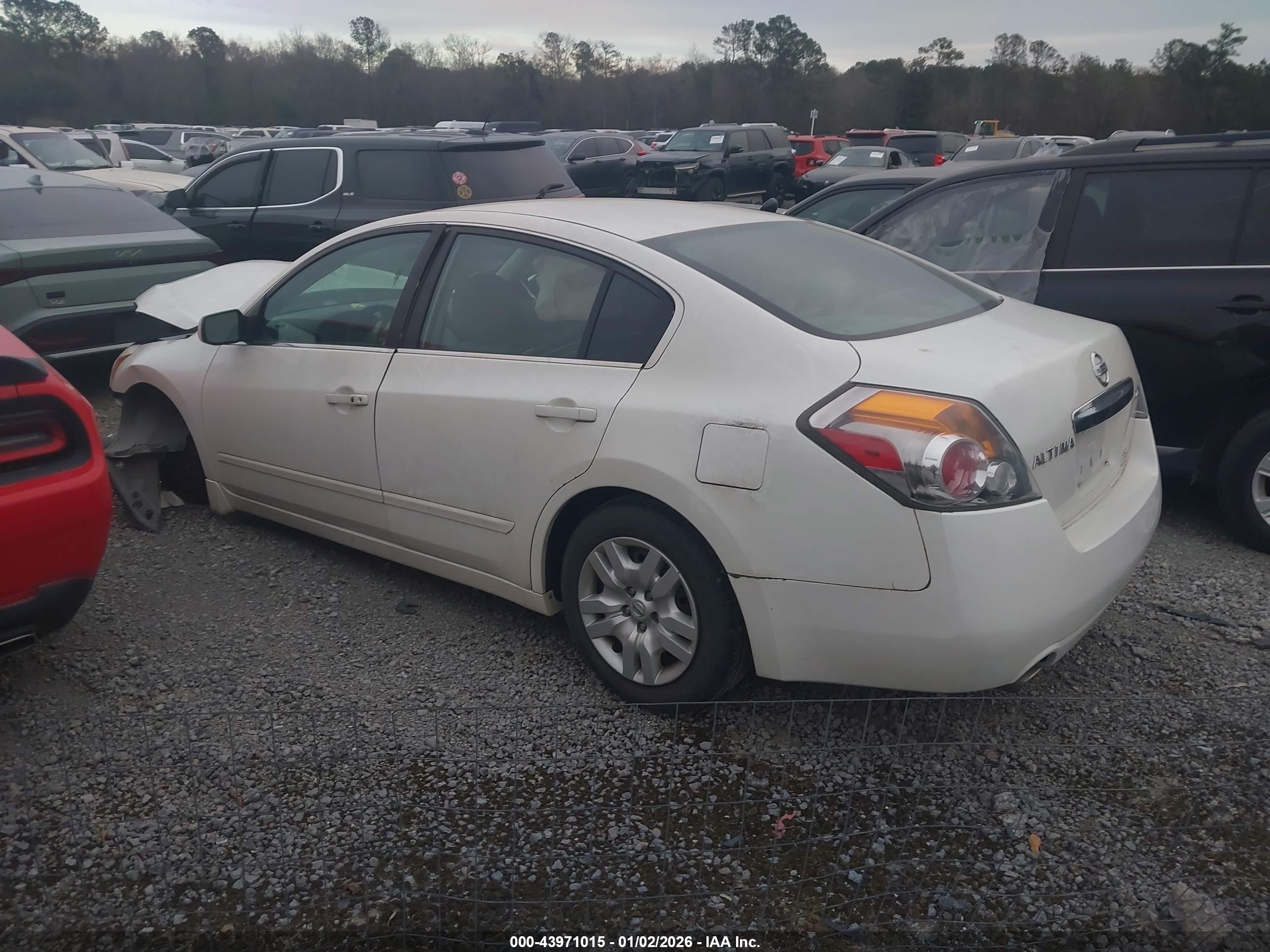 NISSAN ALTIMA image 3