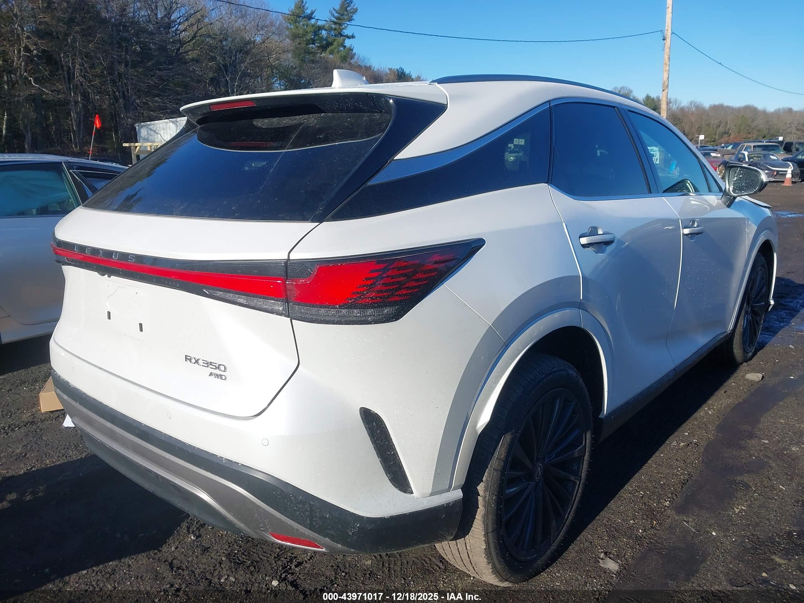 LEXUS RX image 4