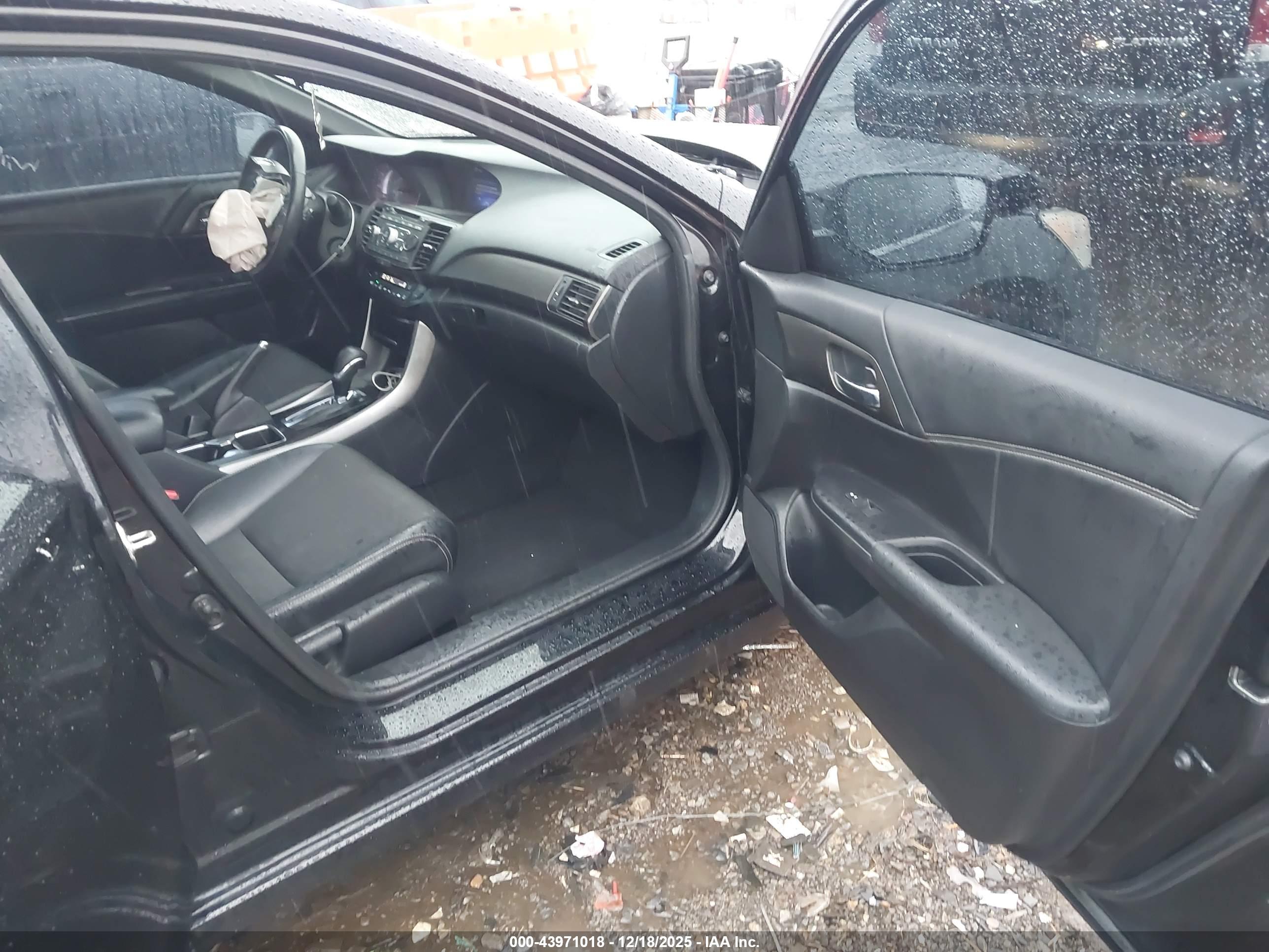 HONDA ACCORD image 5