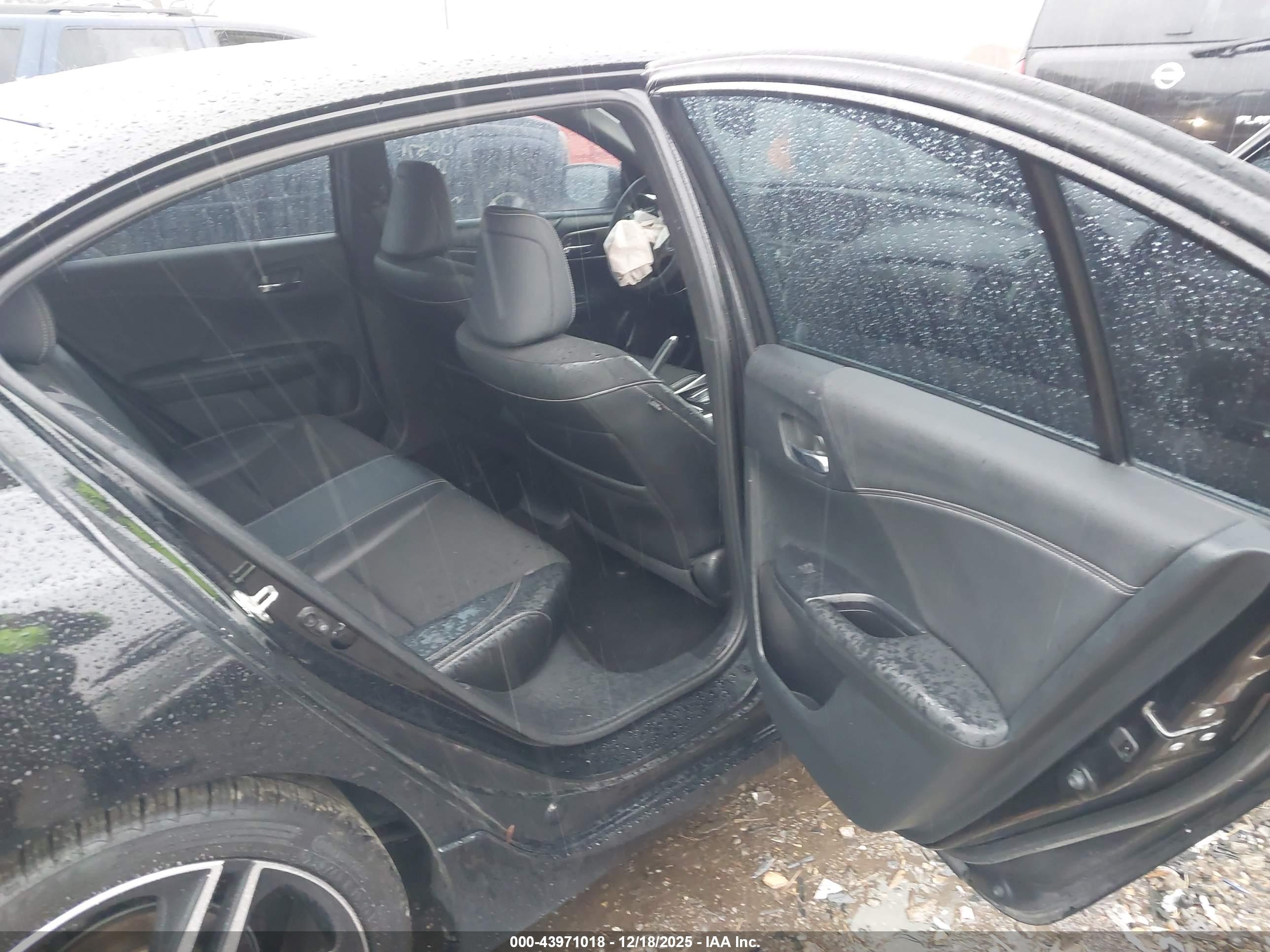 HONDA ACCORD image 8