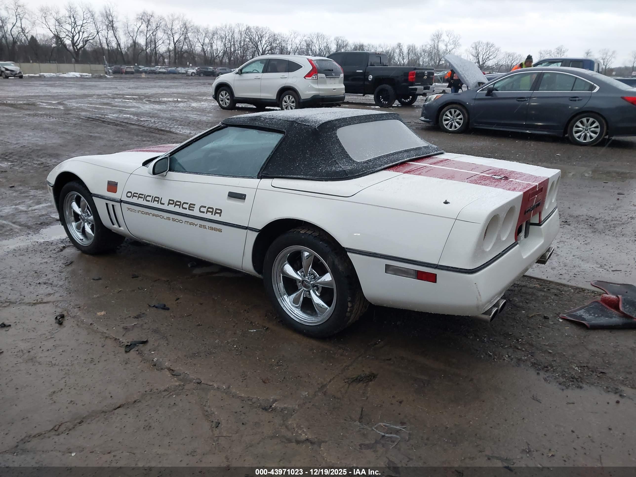 CHEVROLET CORVETTE image 3