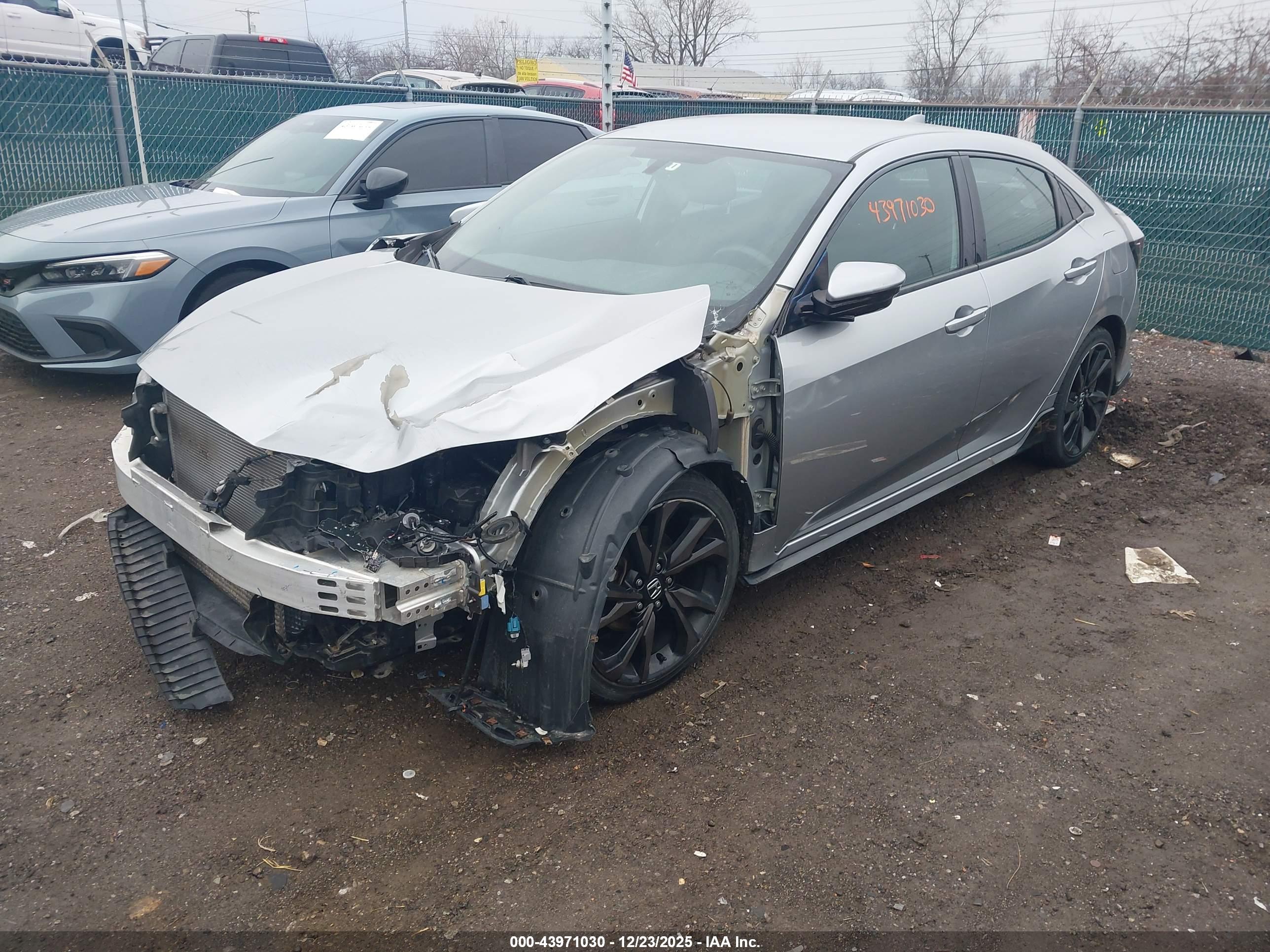 HONDA CIVIC image 2