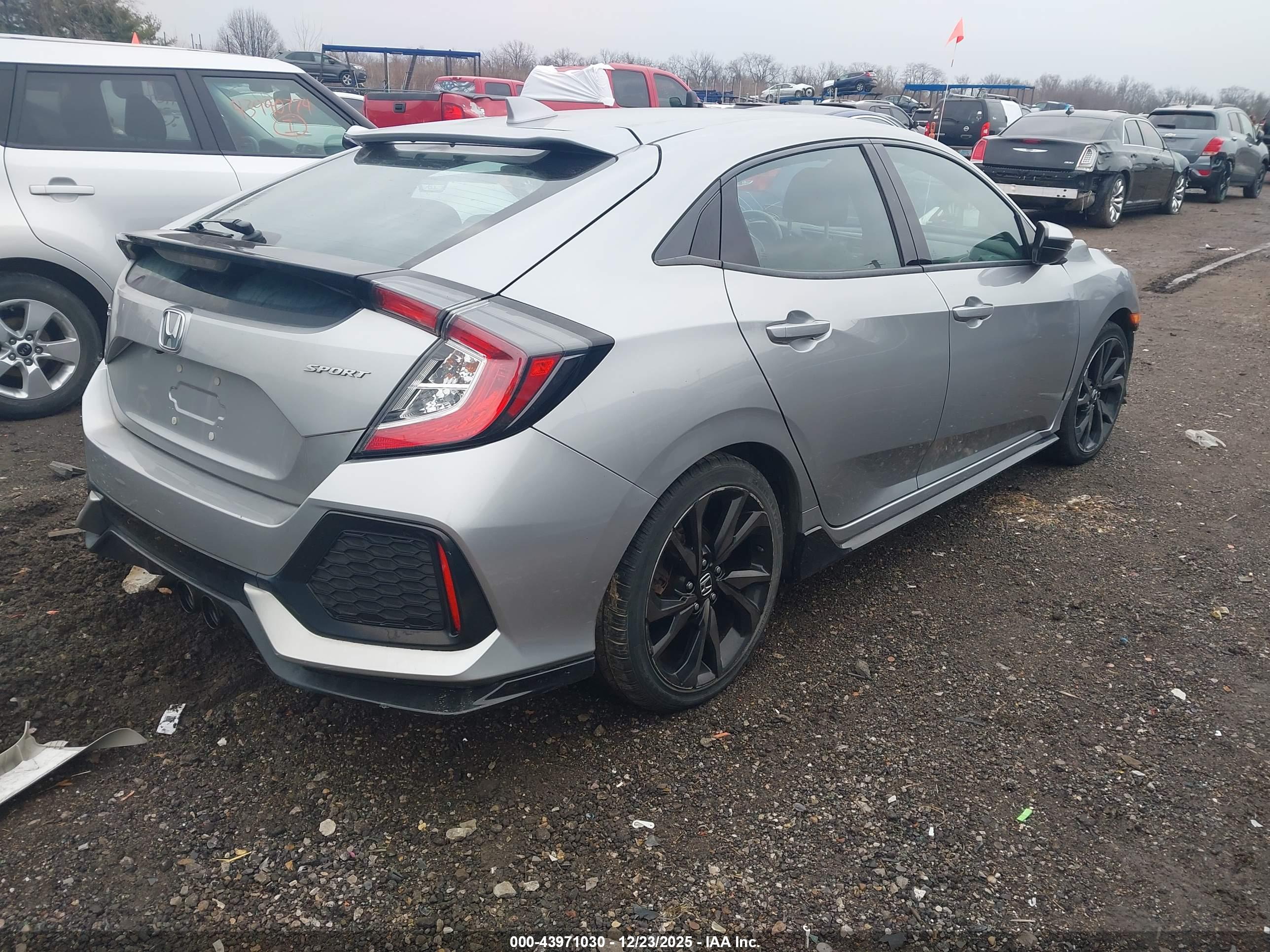 HONDA CIVIC image 4