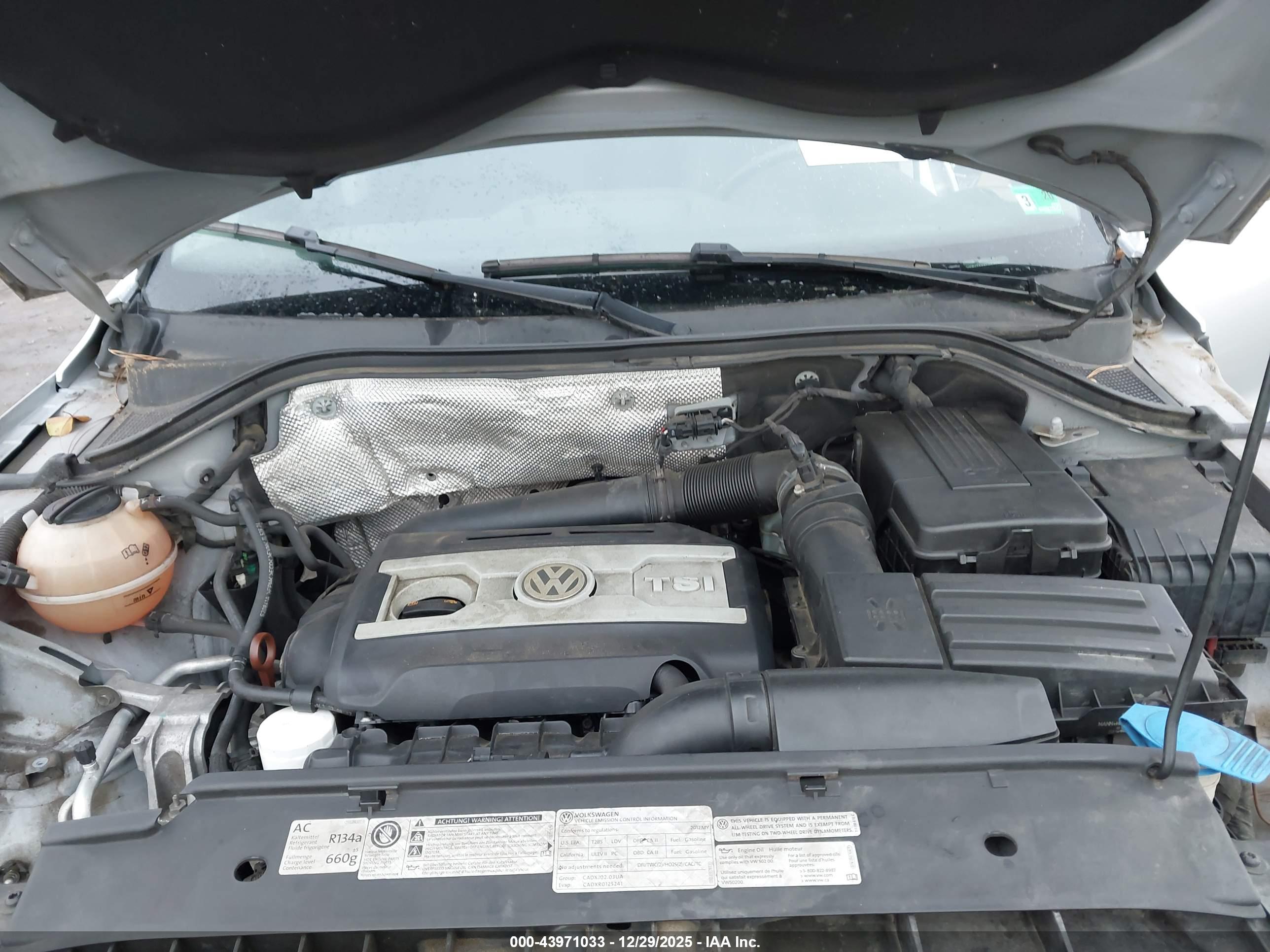 VOLKSWAGEN TIGUAN image 10