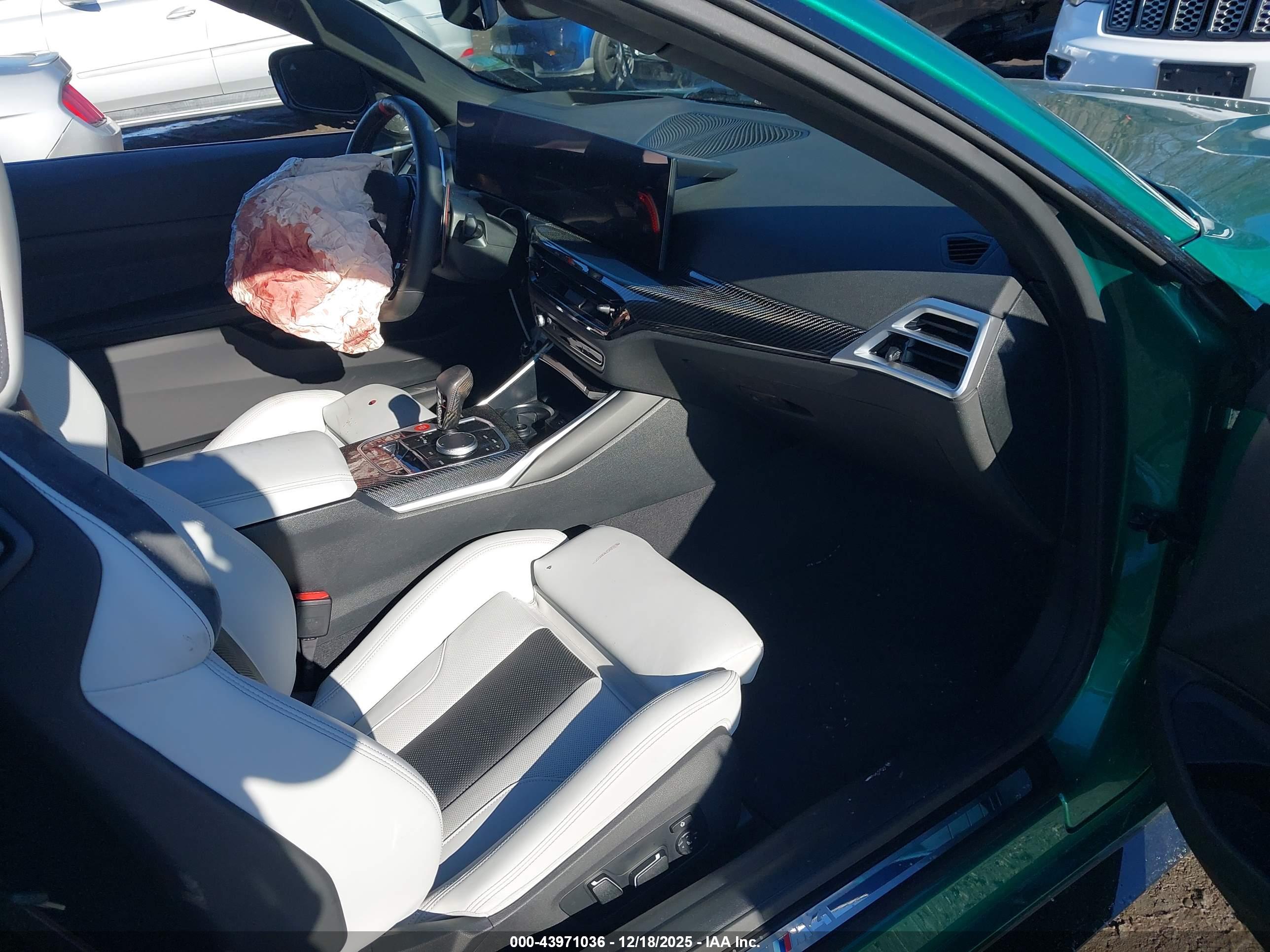 BMW M4 image 5