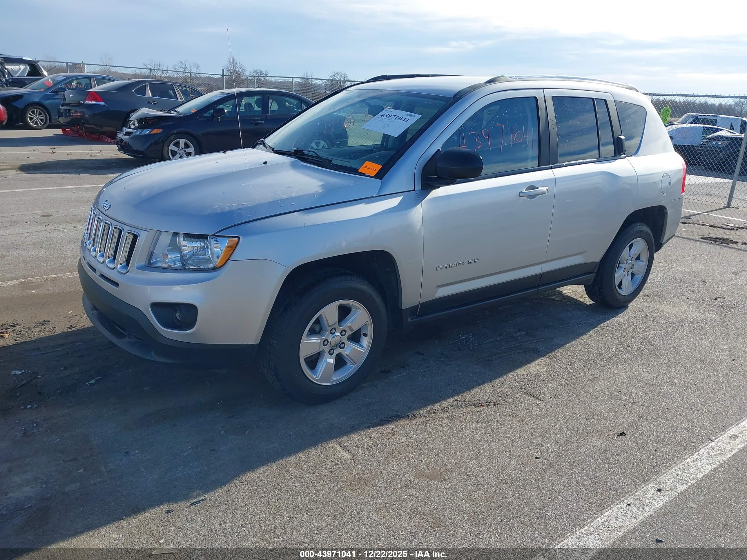 JEEP COMPASS image 2