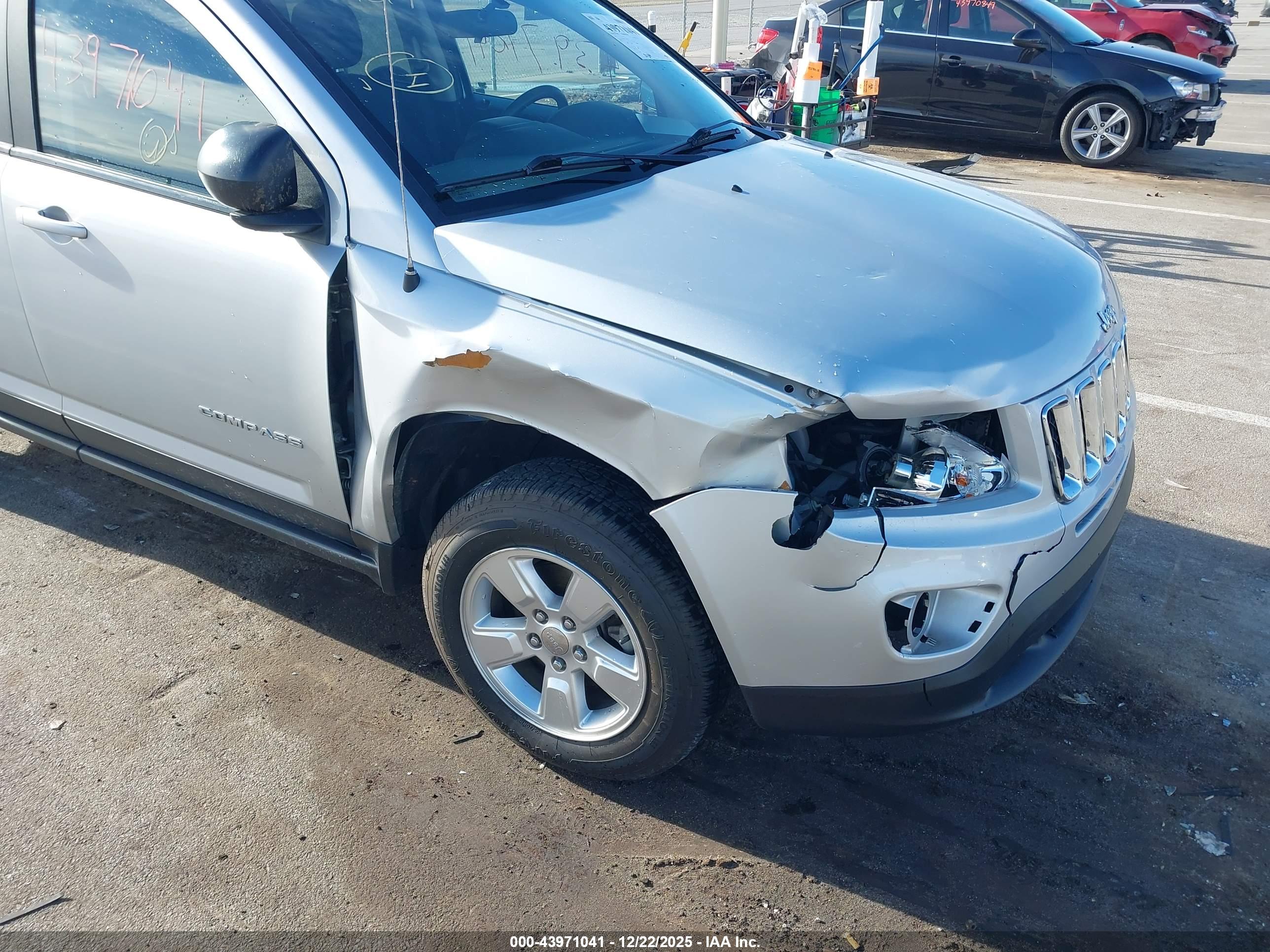 JEEP COMPASS image 6