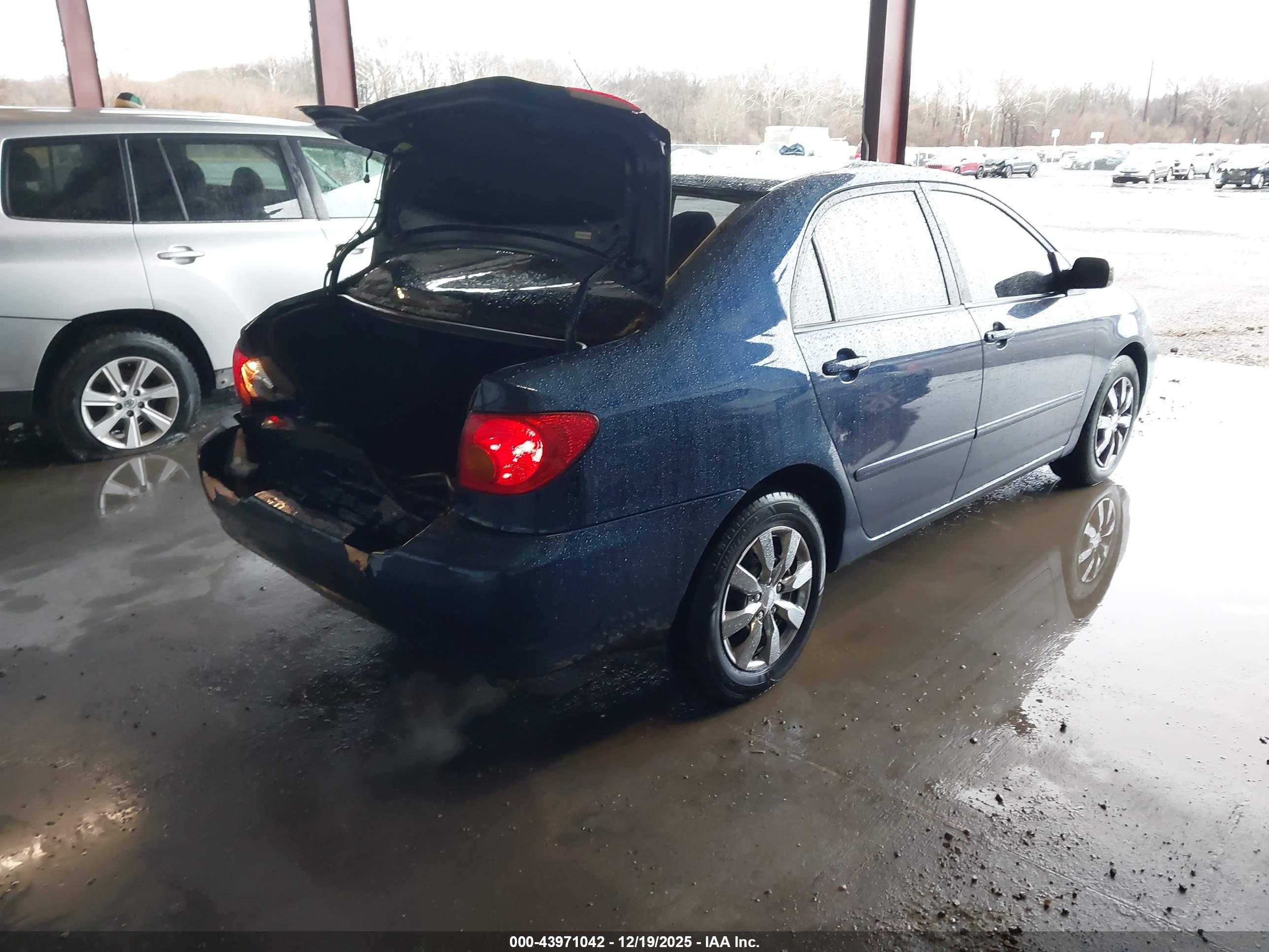 TOYOTA COROLLA image 4