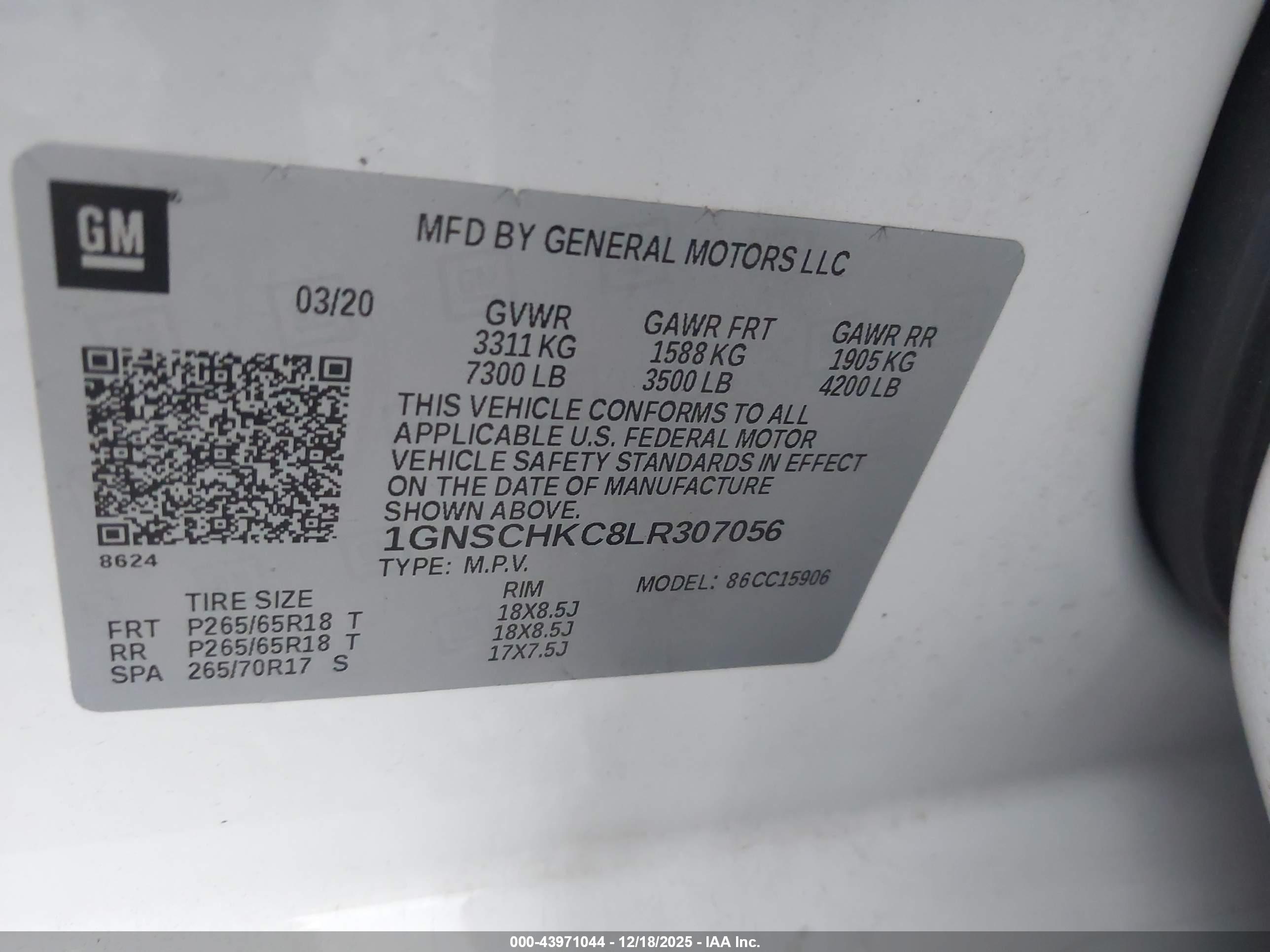 CHEVROLET SUBURBAN image 9
