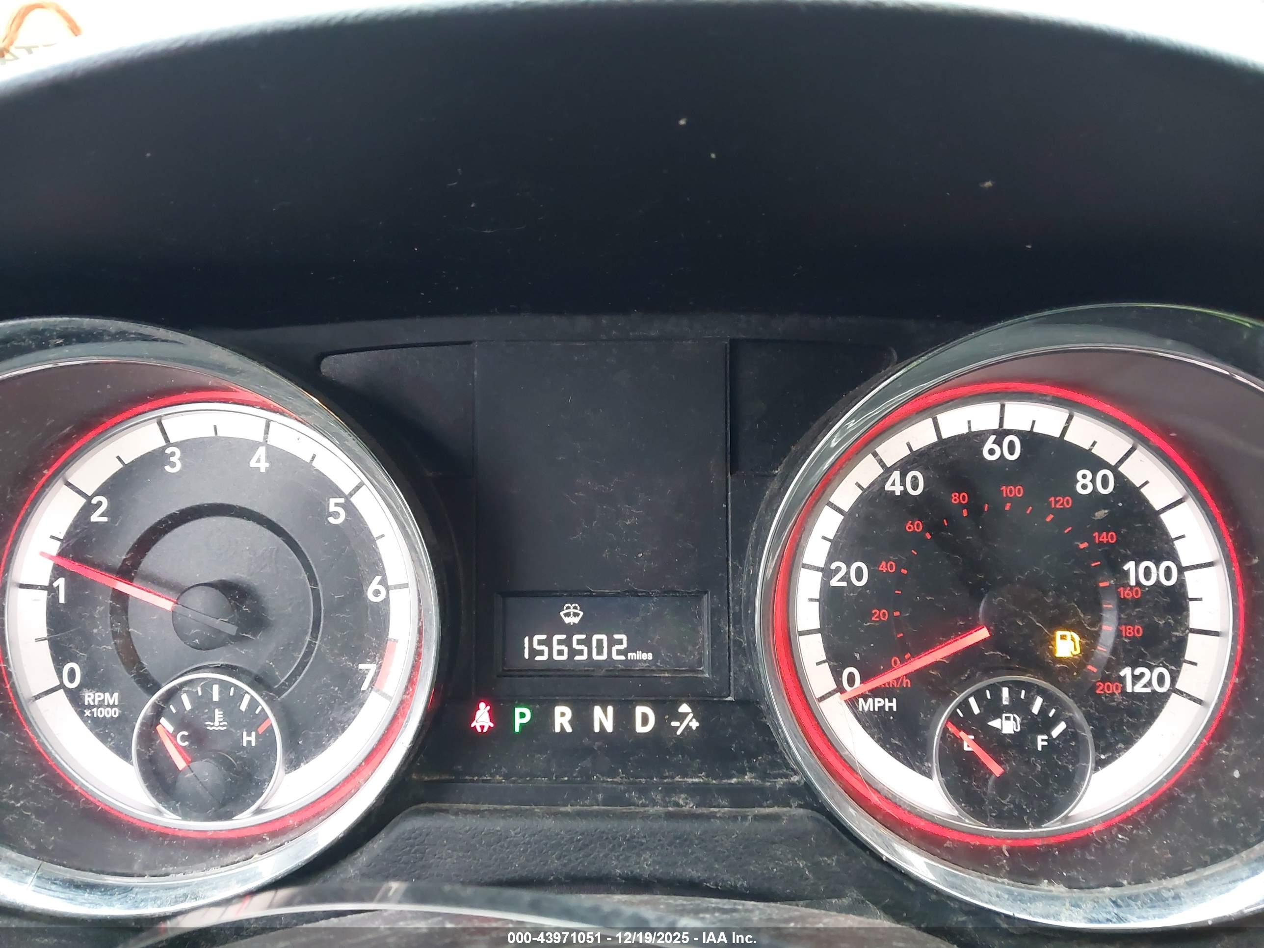 DODGE GRAND image 7