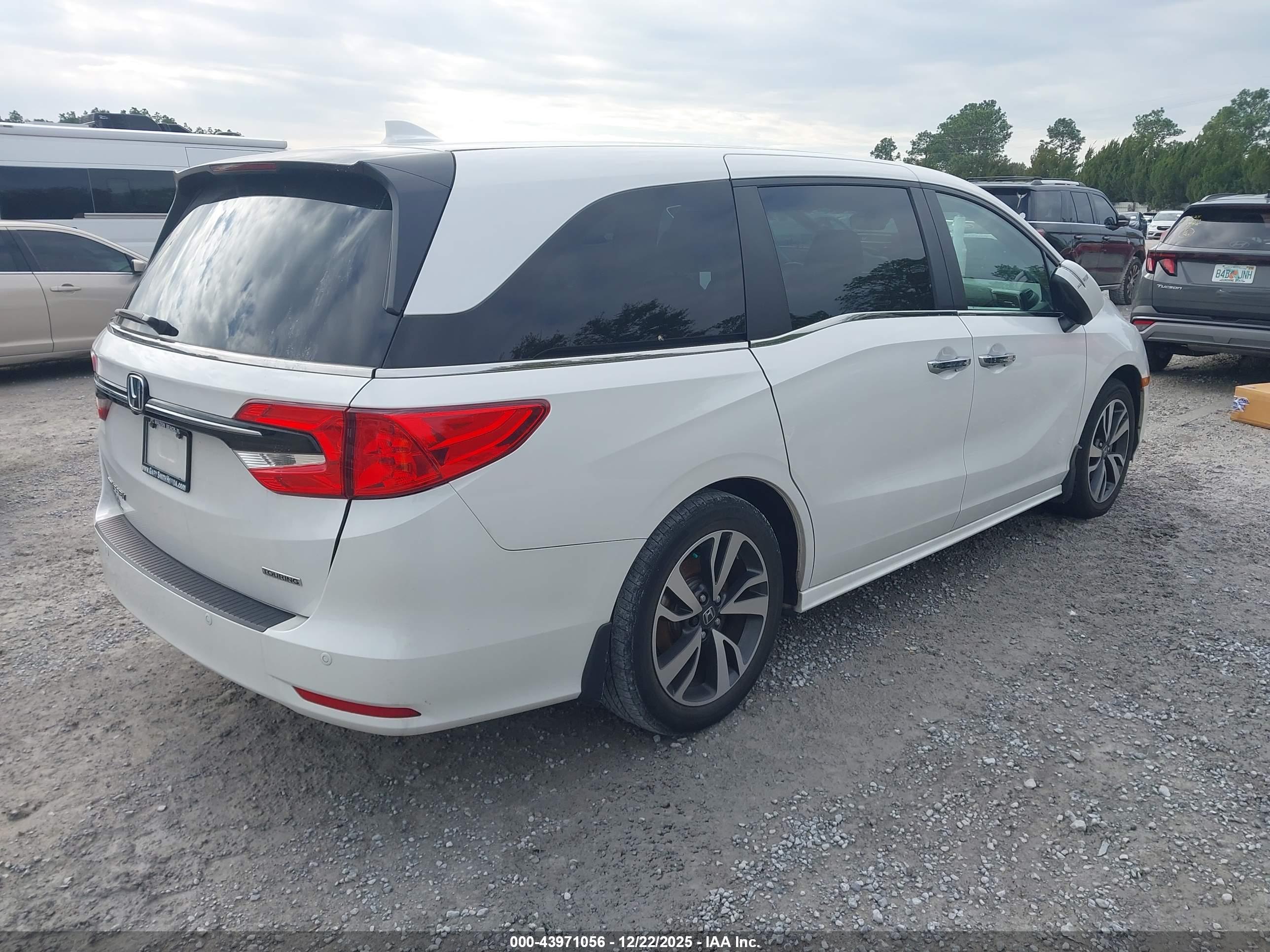 HONDA ODYSSEY image 4