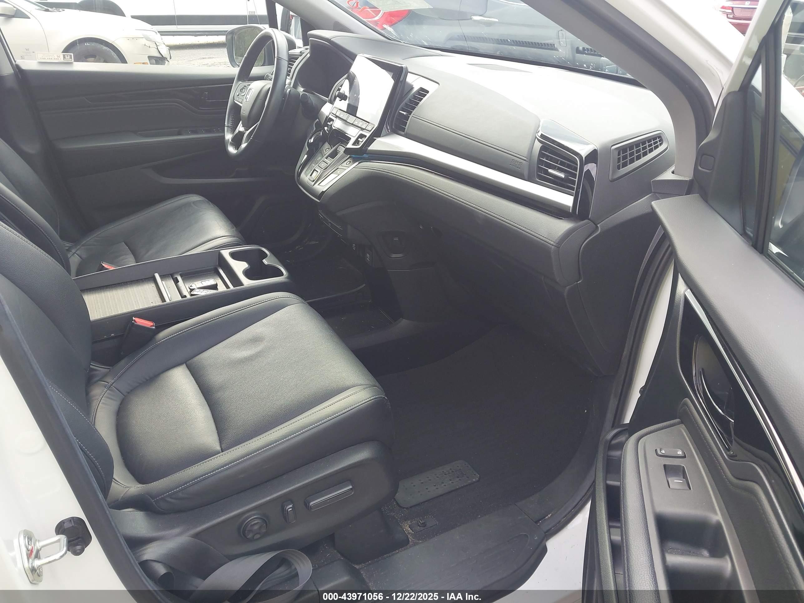 HONDA ODYSSEY image 5